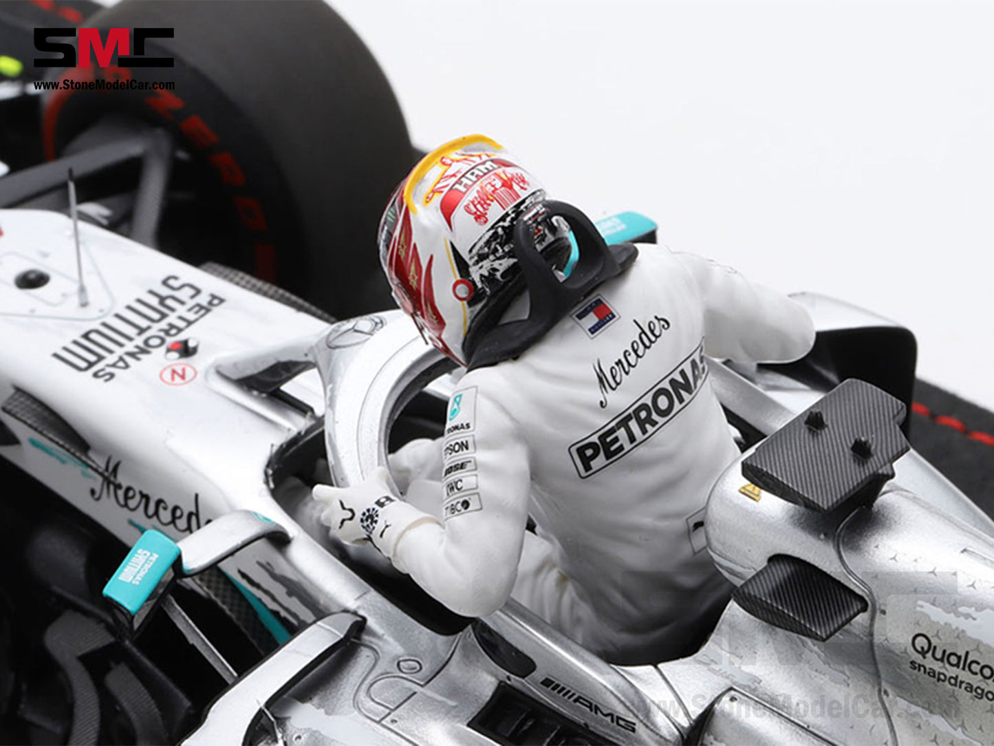 [Pre-Order] Mercedes AMG F1 W10 #44 Lewis Hamilton German GP 2019 World Champion 1:18 Spark Figure Edition