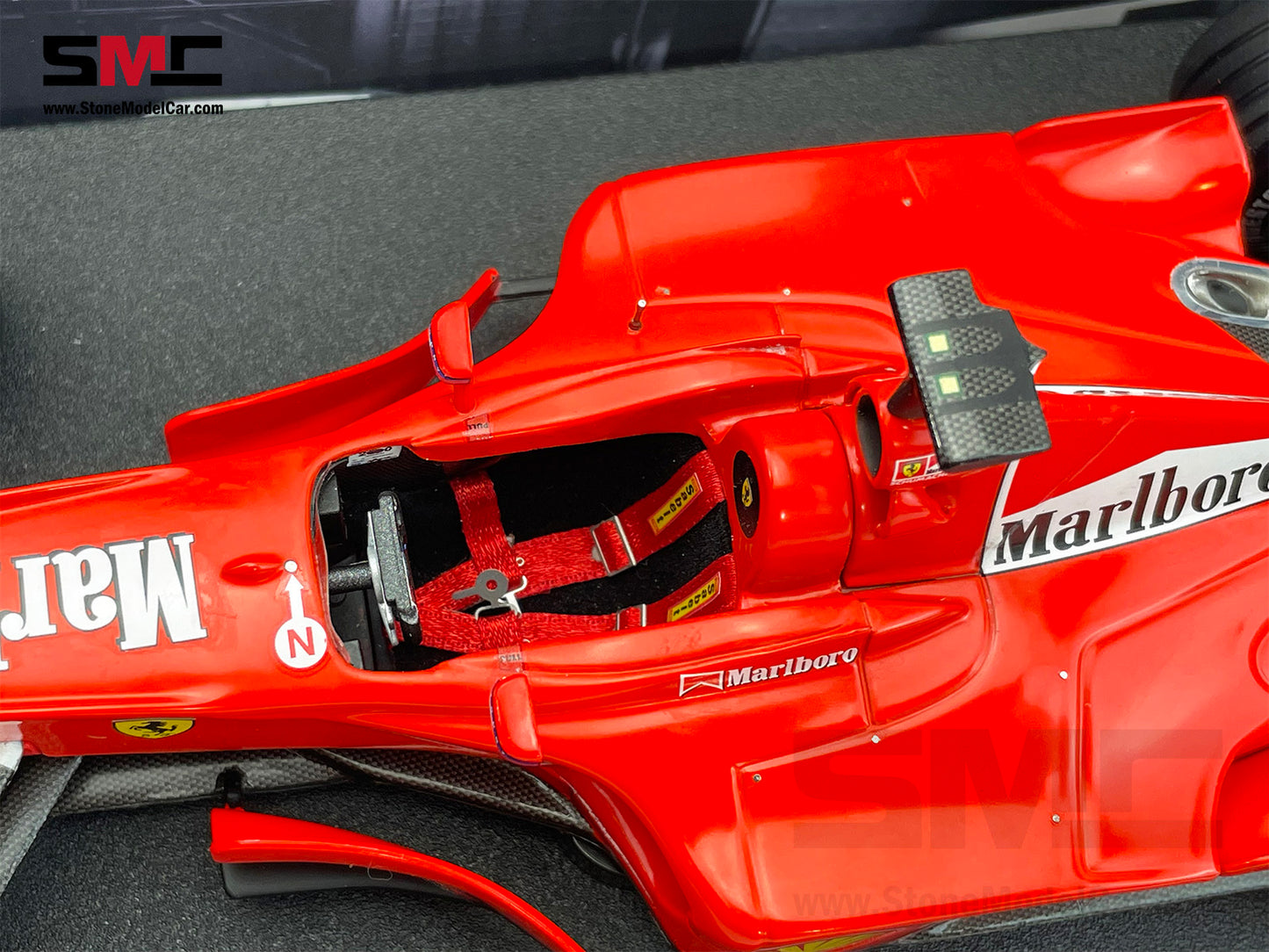 [Pre-Owned] Ferrari F1-2000 #3 Michael Schumacher Japan GP 2000 3x Times World Champion Hot Wheels Elite 1:18