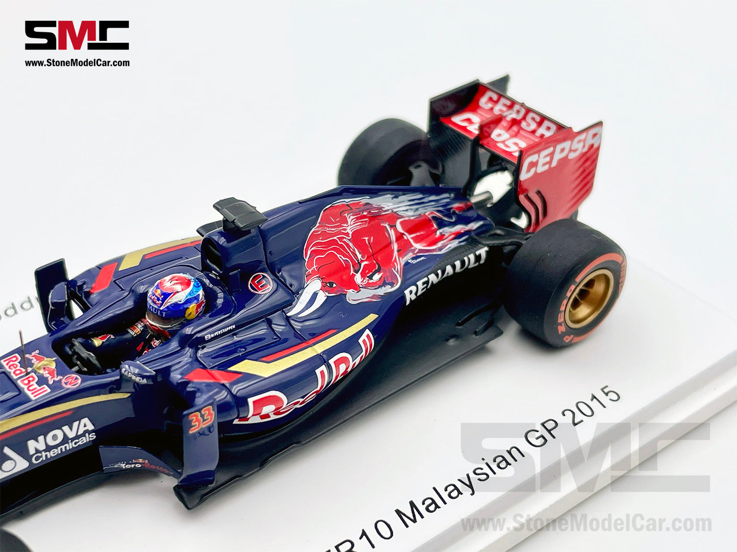 1:43 Spark Toro Rosso STR10 #33 Max Verstappen Malaysia 2015 F1 Youngest Point