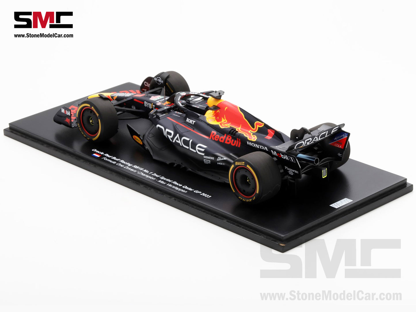 [Pre-Order] Red Bull F1 RB19 #1 Max Verstappen Winner Qatar GP 2023 World Champion Spark 1:18 Figure Special