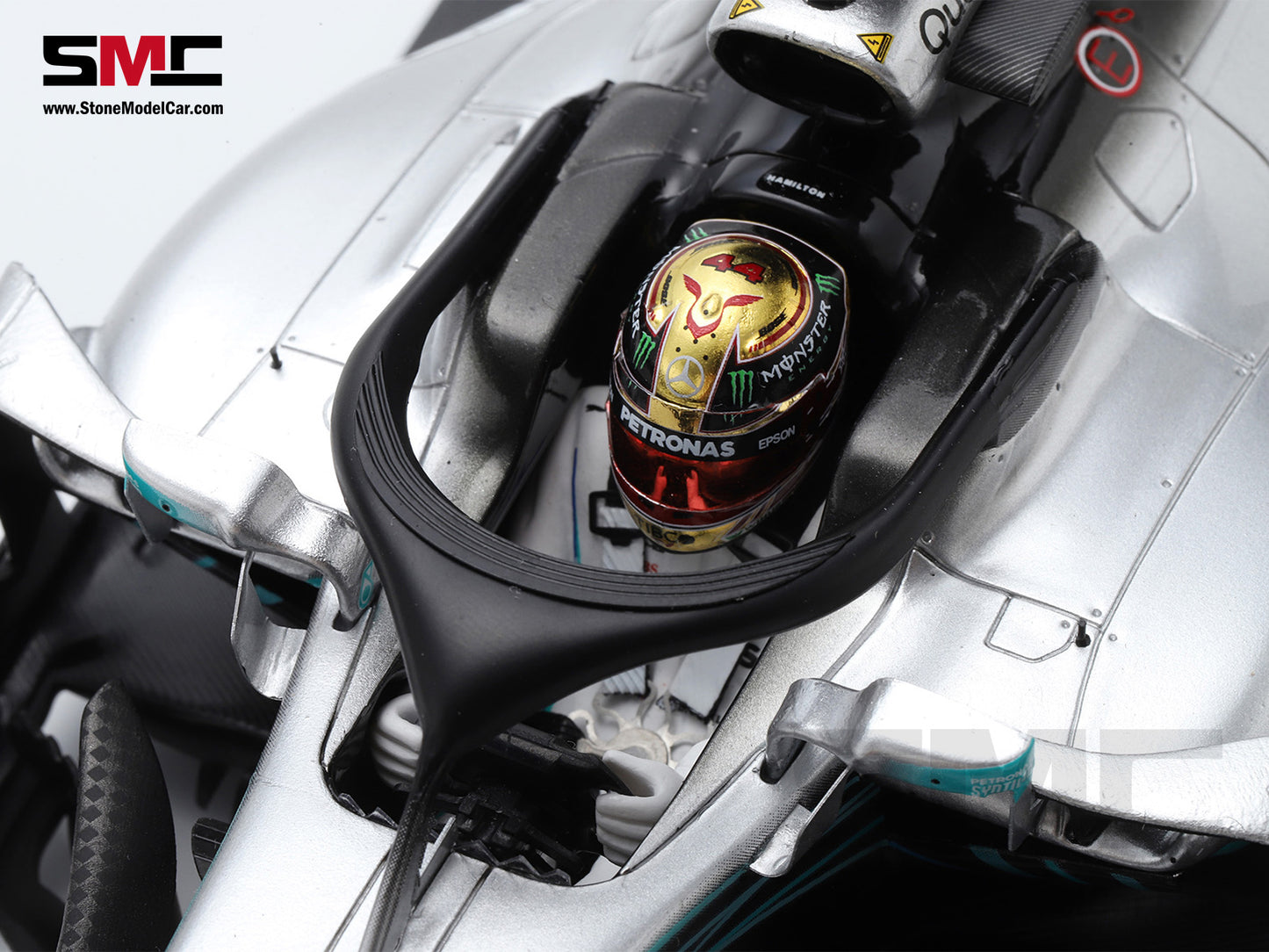 [Pre-Order] Mercedes F1 W09 #44 Lewis Hamilton Abu Dhabi GP Practice 2018 5x World Champion 1:18 Spark