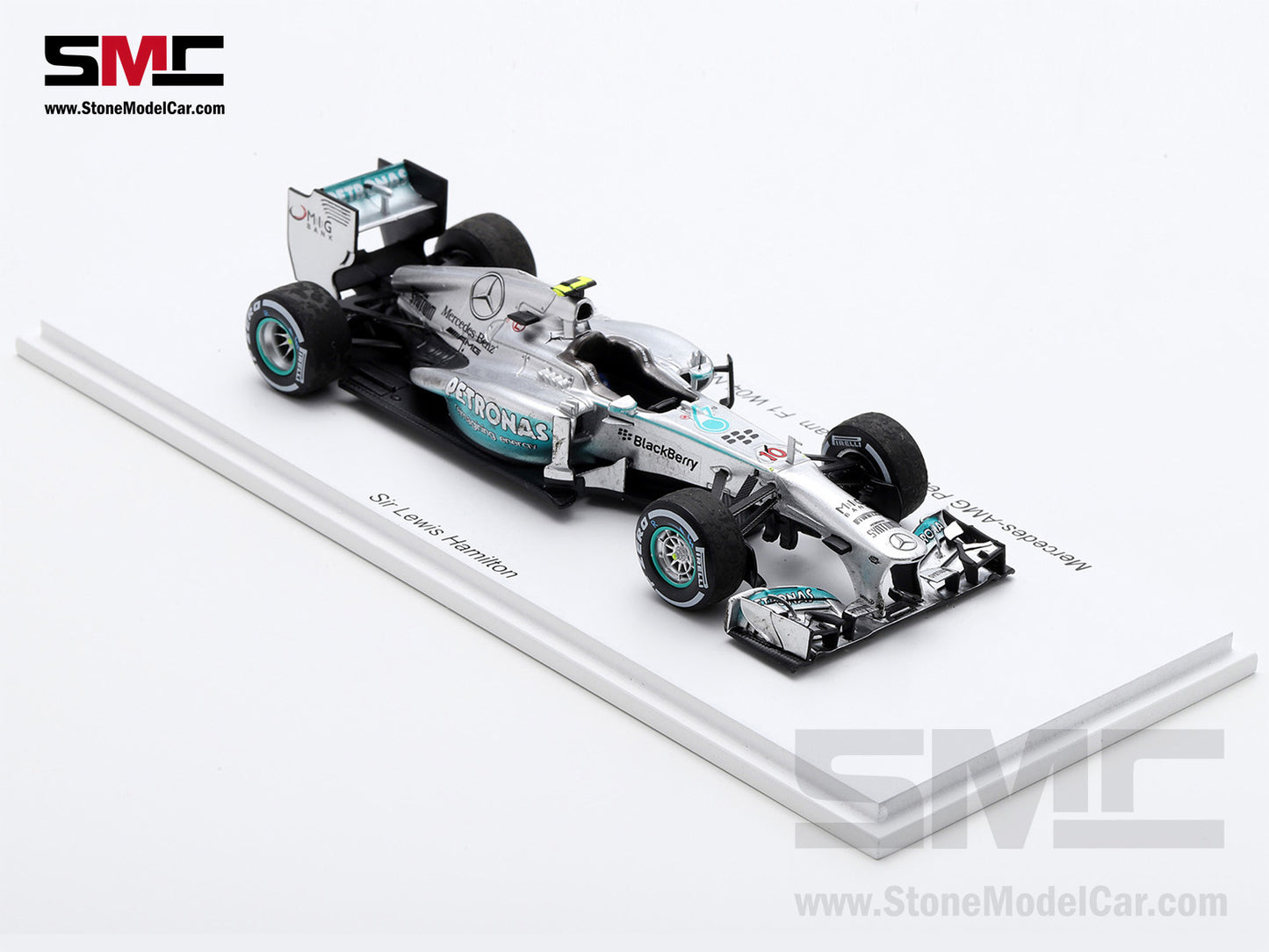 [Pre-Order] 2013 F1 W04 #10 Lewis Hamilton Hungary GP 1st Win with Mercedes 1:43 Spark Special Figure Edition