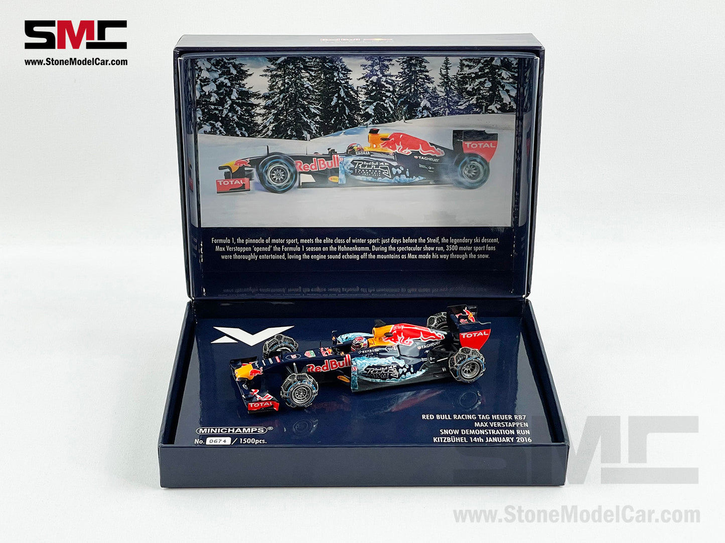 Red Bull F1 RB7 #33 Max Sneeuw Snow Demonstratie Run 2016 1:43 MINICHAMPS