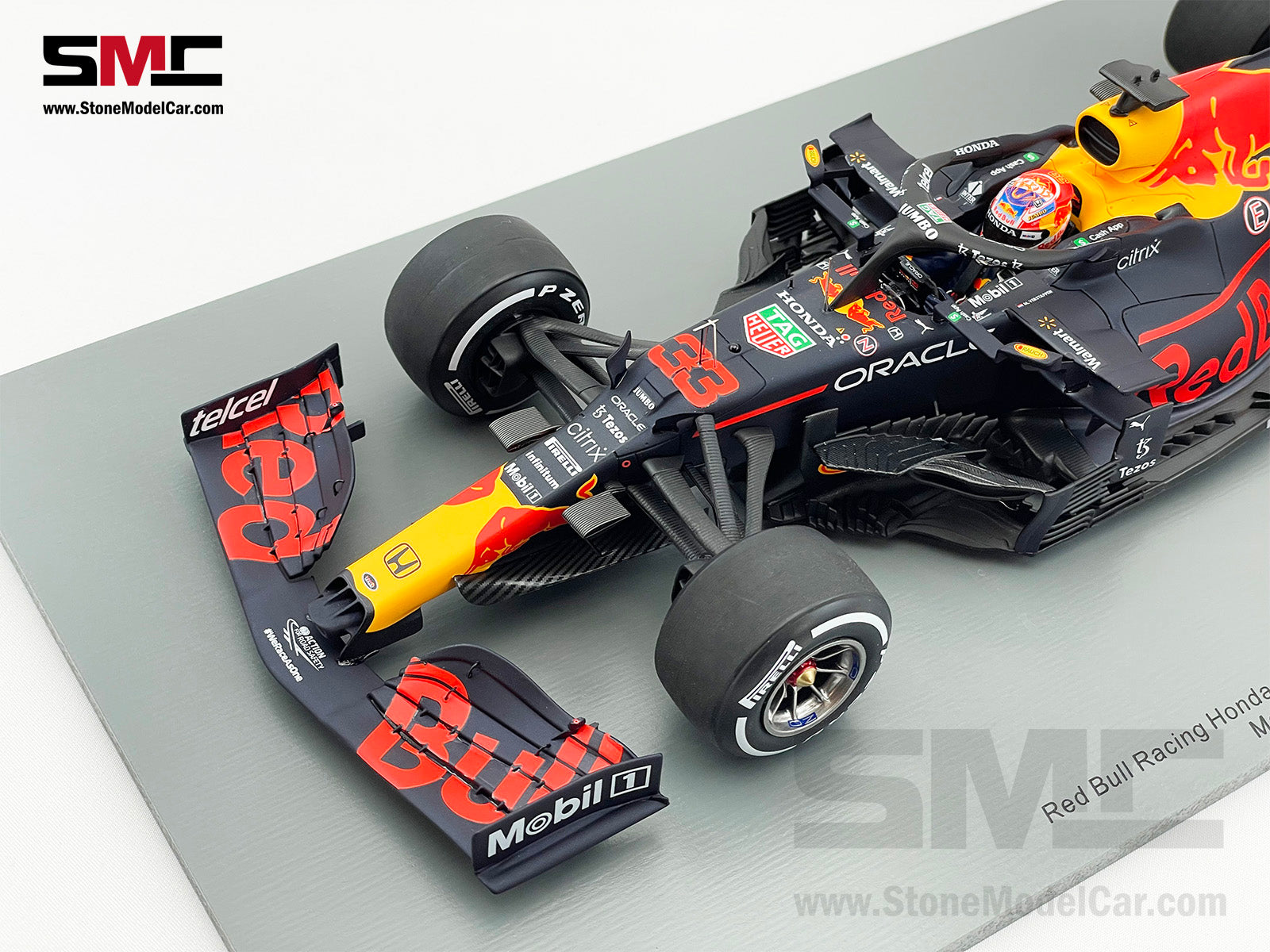 2021 Spark 1:18 Red Bull F1 RB16B #33 Max Verstappen Dutch GP World Champion