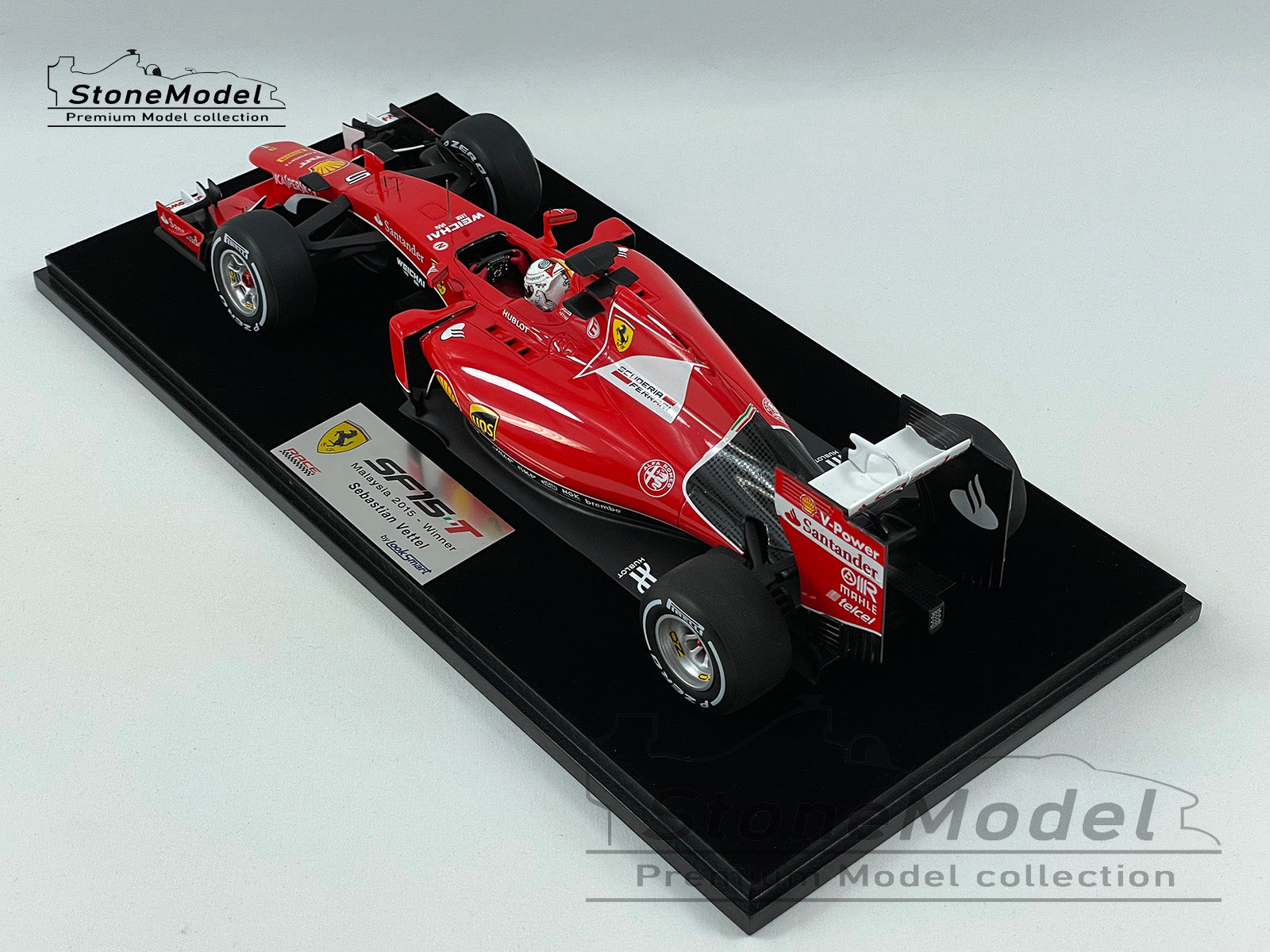 Ferrari F1 SF15-T Sebastian Vettel Malaysia 2015 Winner 1:18 