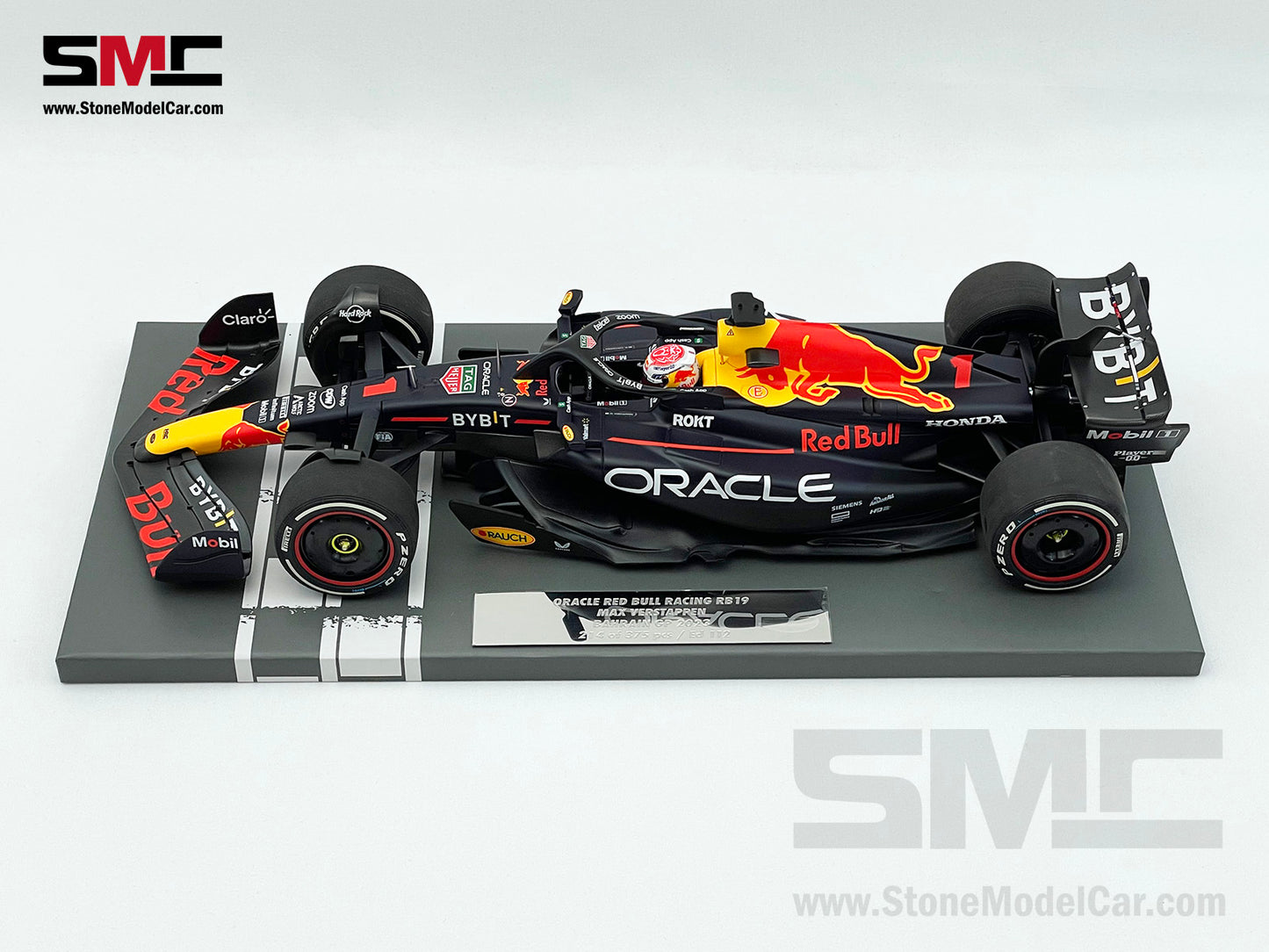 Red Bull F1 RB19 #1 Max Verstappen Bahrain GP 2023 World Champion 1:18 MINICHAMPS