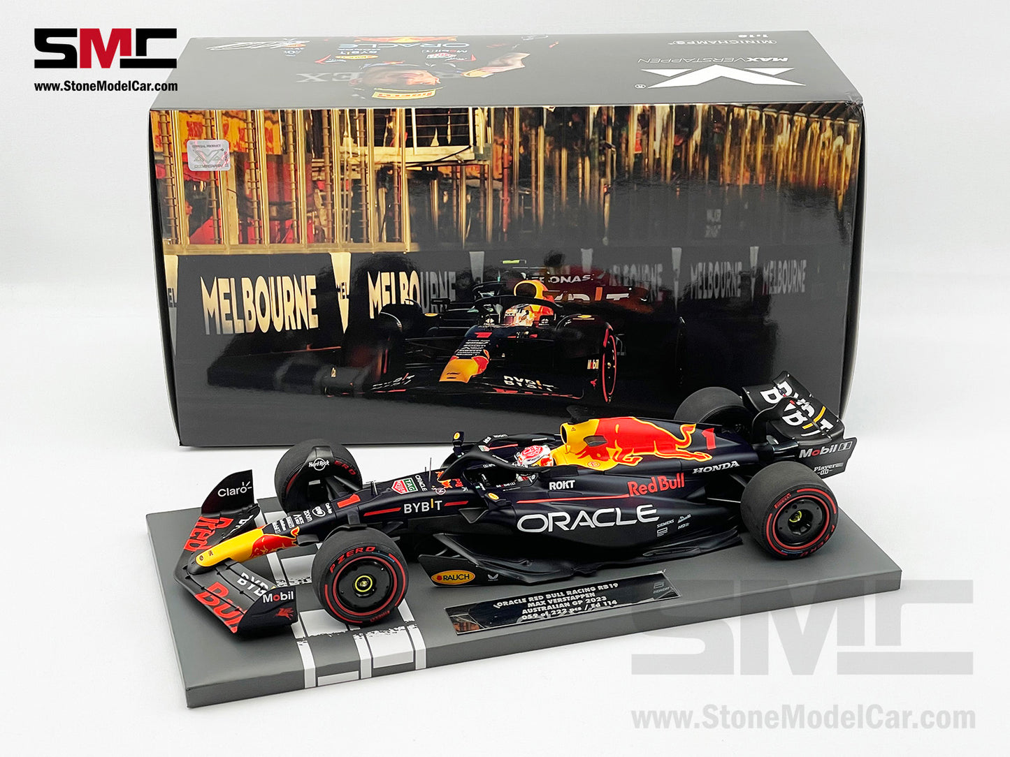 Red Bull F1 RB19 #1 Max Verstappen Australia GP 2023 World Champion 1:18 MINICHAMPS