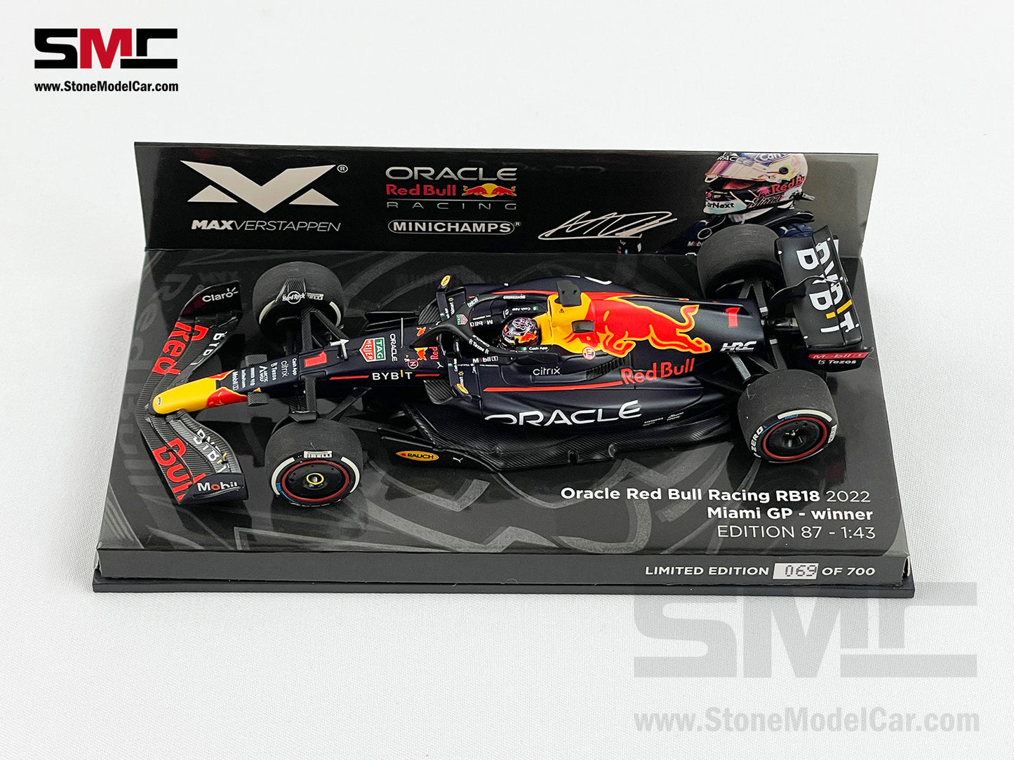 Red Bull F1 RB18 #1 Max Verstappen USA Miami 2022 World Champion 1:43 MINICHAMPS