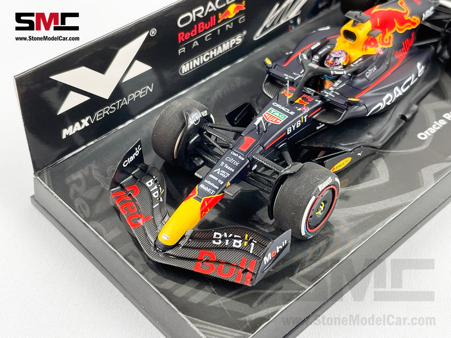 Red Bull F1 RB18 #1 Max Verstappen USA Miami 2022 World Champion 1:43 MINICHAMPS