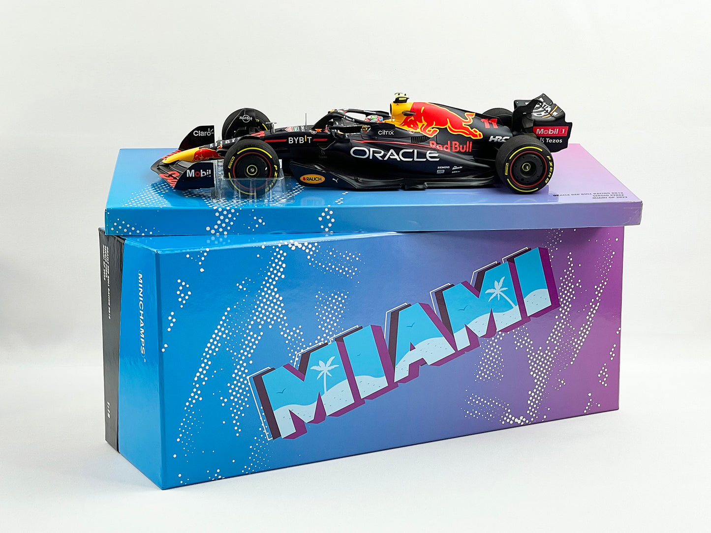 Red Bull F1 RB18 #11 Sergio Perez US Miami GP 2022 MINICHAMPS 1:18 Limited 111