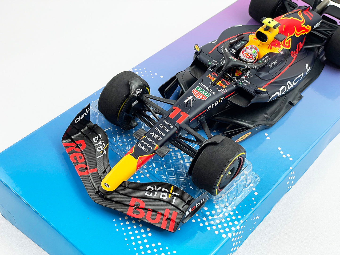 Red Bull F1 RB18 #11 Sergio Perez US Miami GP 2022 MINICHAMPS 1:18 Limited 111