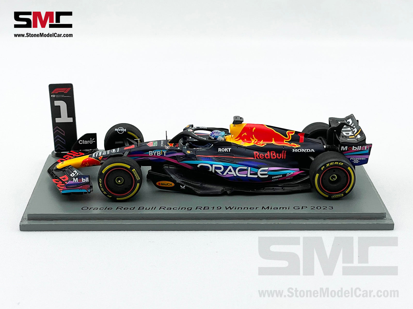 Red Bull F1 RB19 #1 Max Verstappen Winner US Miami GP 2023 World Champion  Spark 1:43 S8580