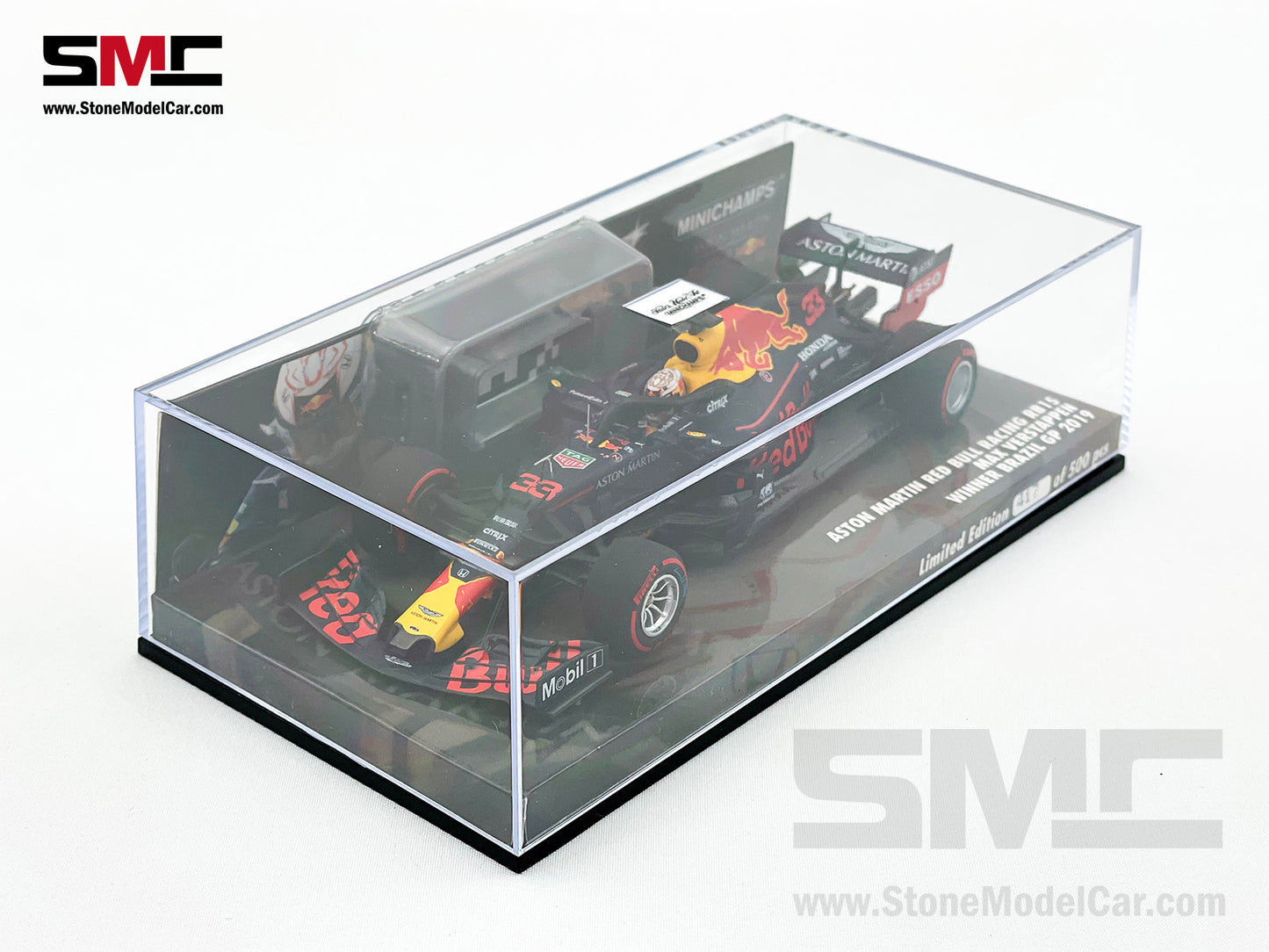 Red Bull F1 RB15 #33 Max Verstappen Brazil GP Winner 2019 1:43 MINICHAMPS with P1 Pit Board