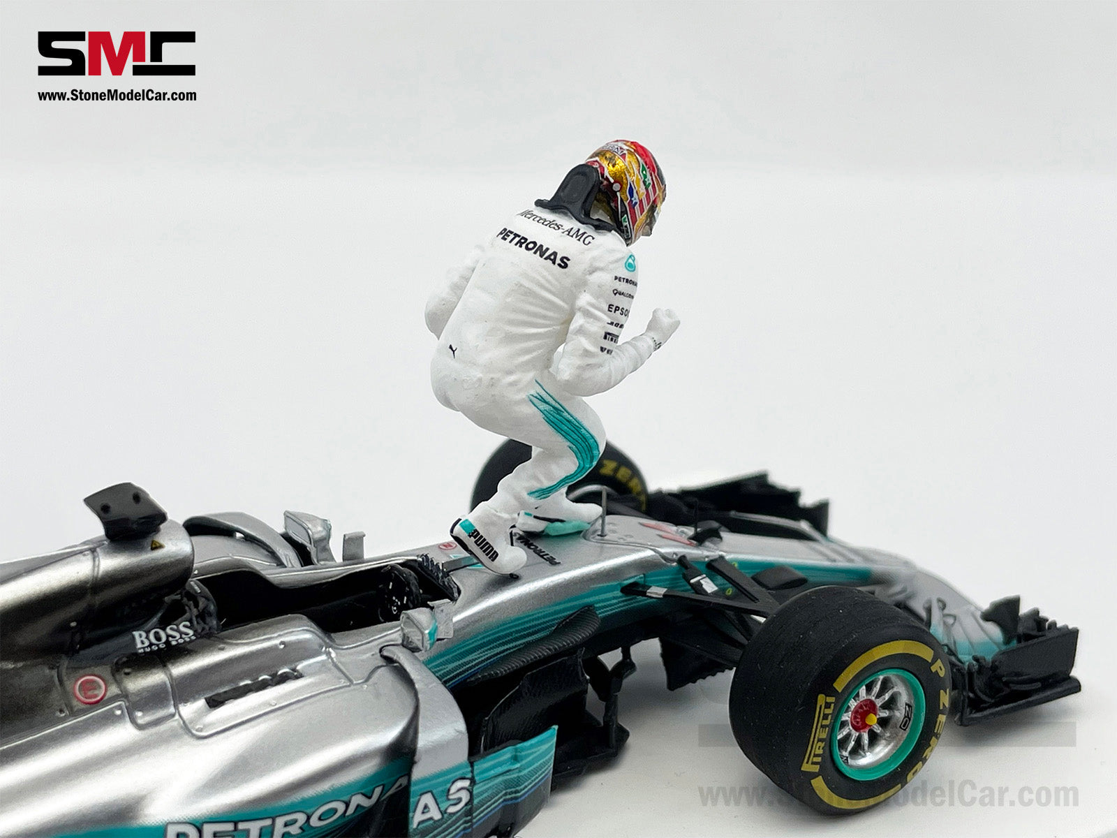 Mercedes F1 W08 #44 Lewis Hamilton Chinese GP 2017 4x World Champion 1:43  Spark with Figure