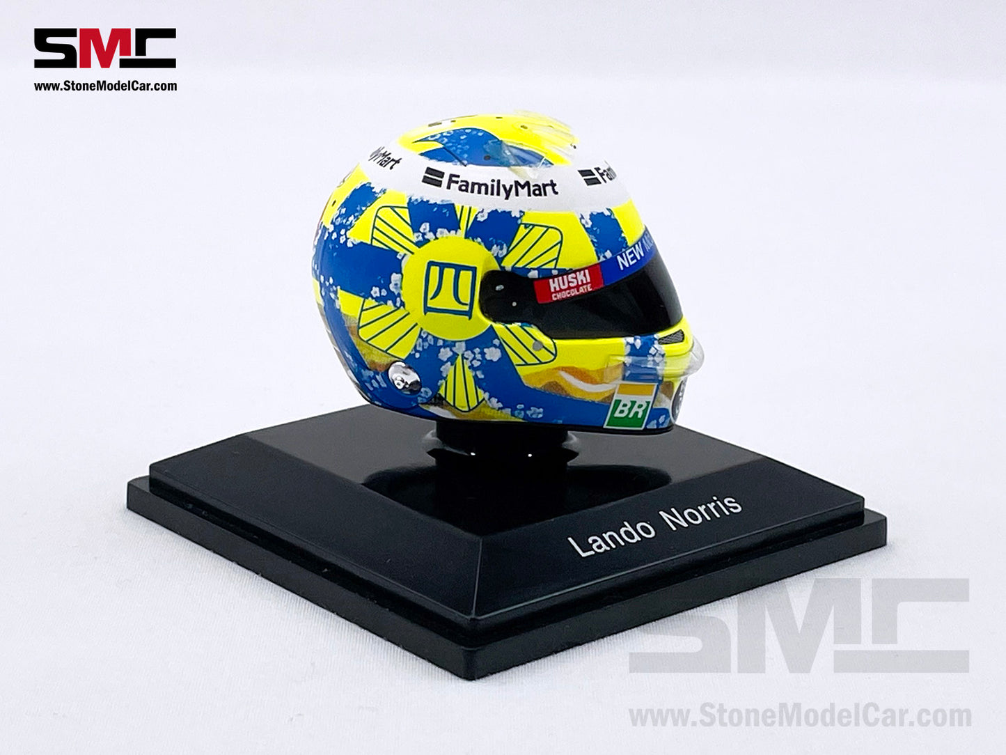 Mclaren F1 MCL34 #4 Lando Norris Japan GP 2019 Spark 1:8 Miniature Helmet Model