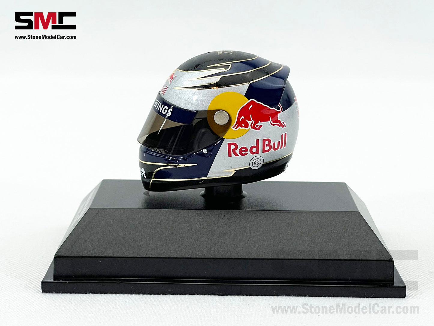 Red Bull F1 RB5 #15 Sebastian Vettel Japan GP Suzuka 2009 MINICHAMPS 1:8 Miniature Helmet