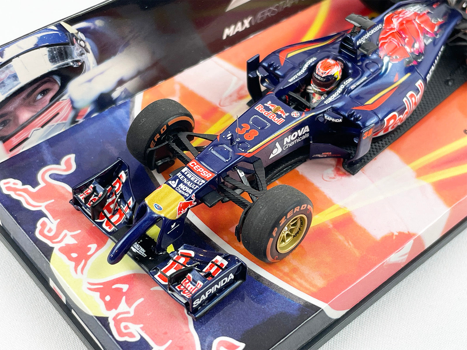 Scuderia Toro Rosso F1 STR9 Max Verstappen Japan 2014 Practice 1 1:43  MINICHAMPS