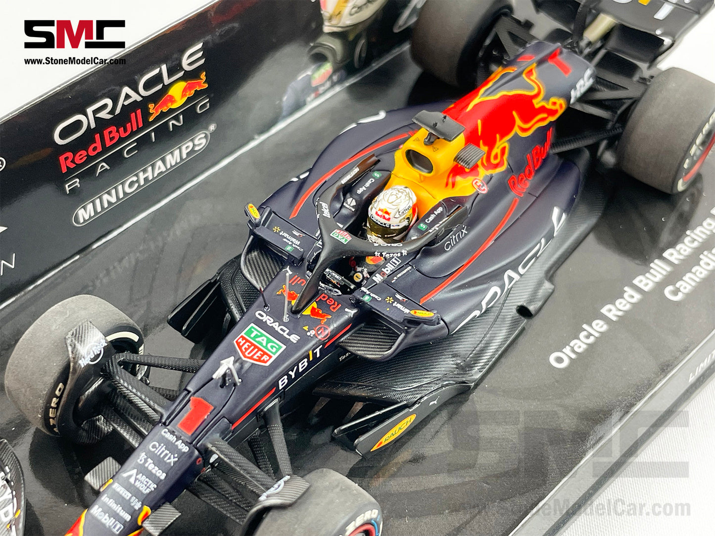 Red Bull F1 RB18 #1 Max Verstappen Canada GP 2022 World Champion 1:43 MINICHAMPS