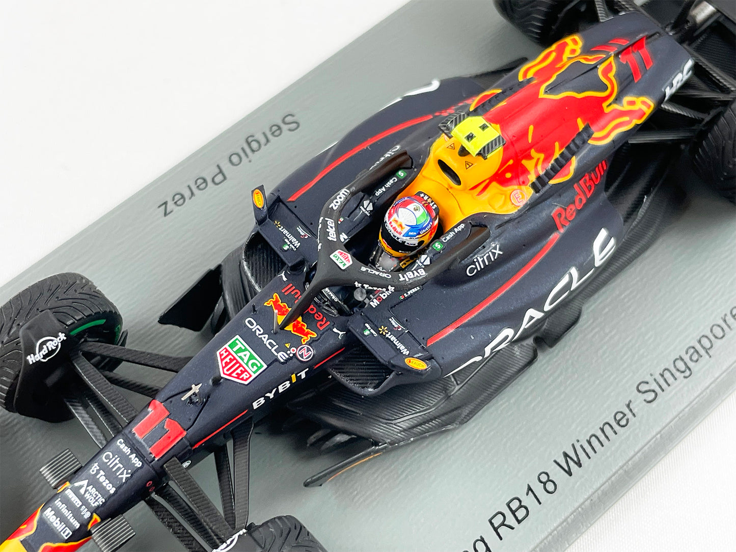 Red Bull F1 RB18 #11 Sergio Perez Singapore Winner 2022 Spark 1:43 Intermediate Tires