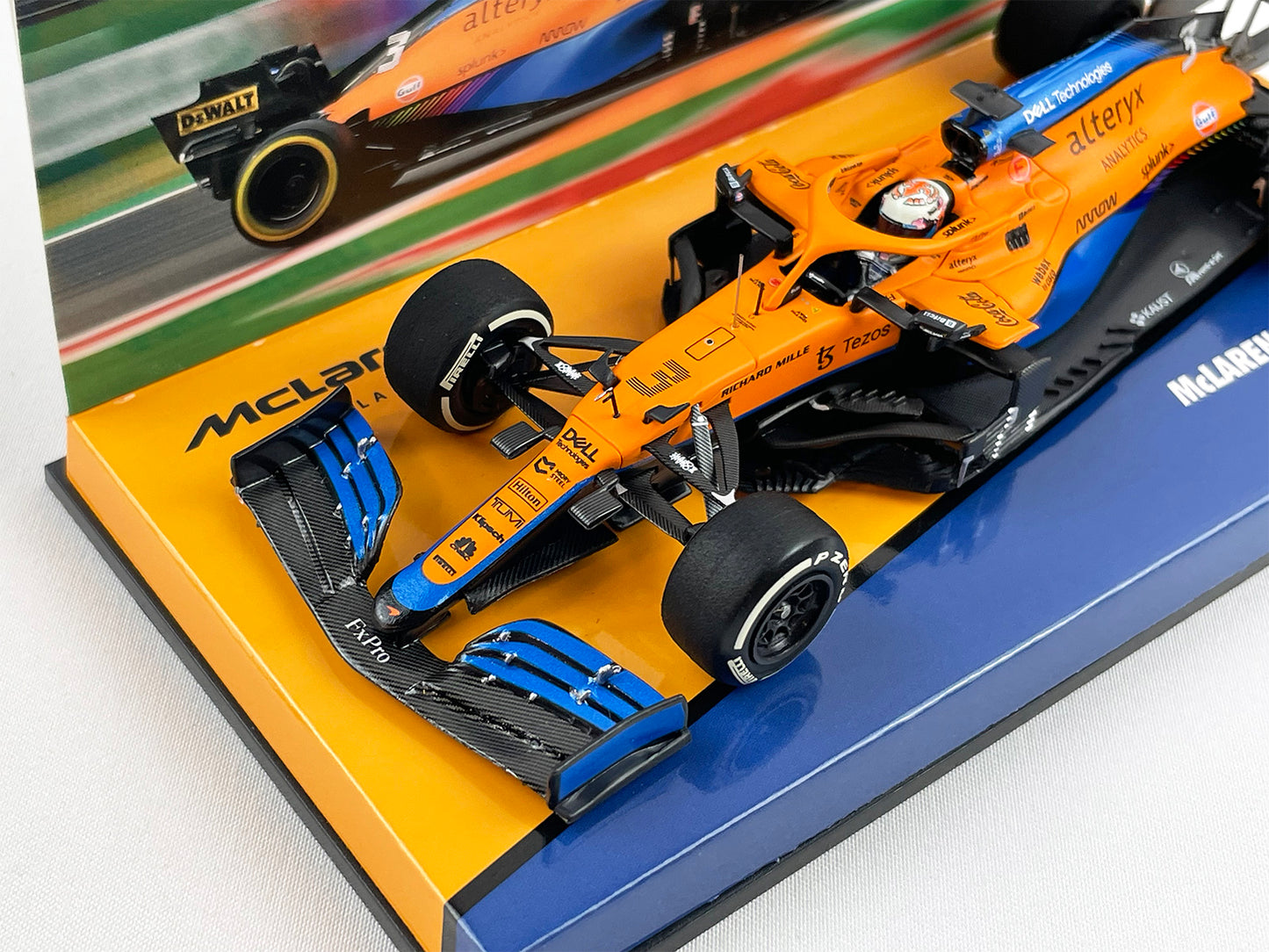 2021 Mclaren F1 MCL35M Daniel Ricciardo Italy GP Winner 1:43 MINICHAMPS + VELO Decal