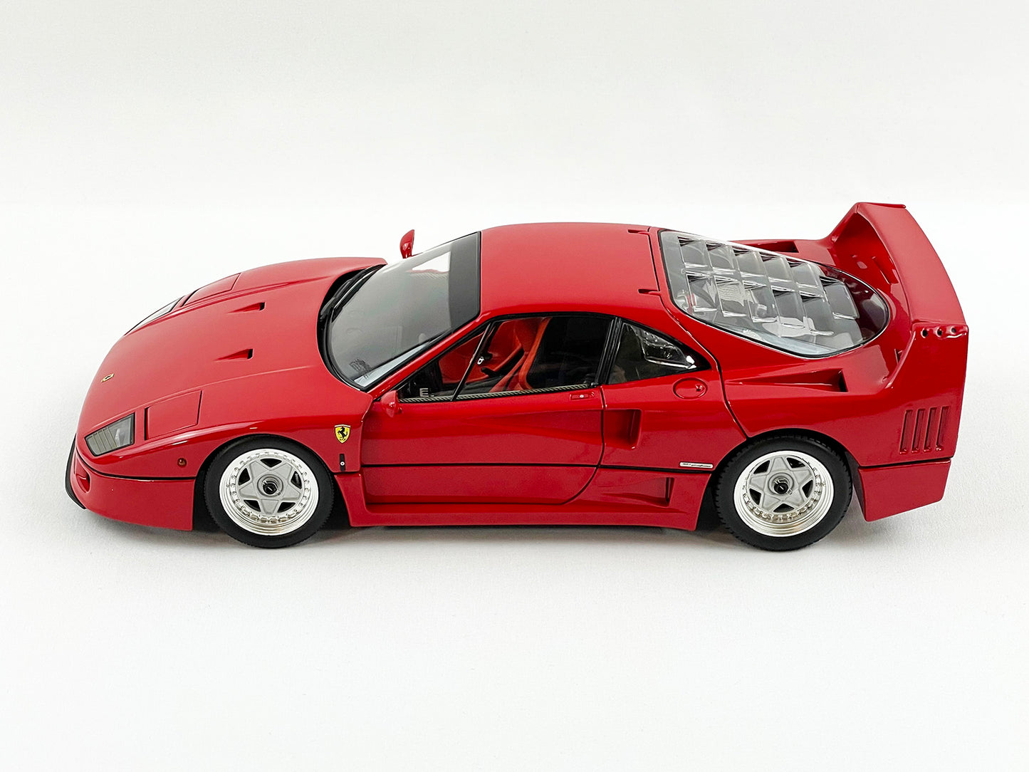 Kyosho 1:18 Ferrari F40 1987 Red Interior Full Open Diecast 08416R