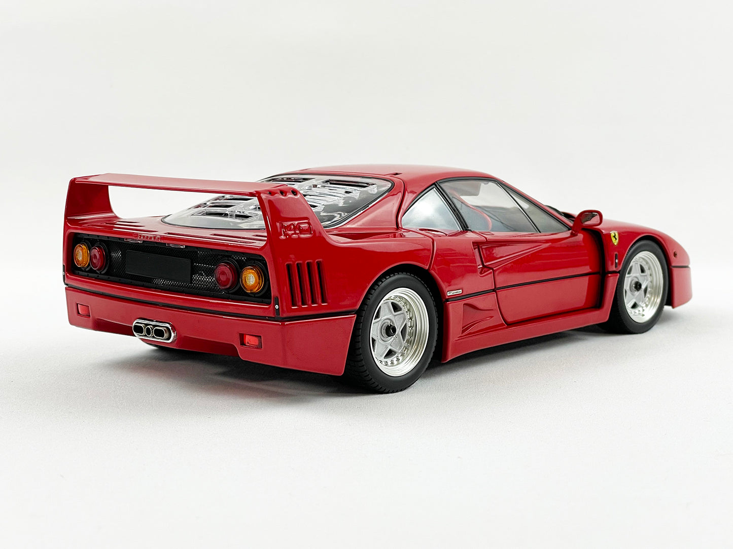 Kyosho 1:18 Ferrari F40 1987 Red Interior Full Open Diecast 08416R