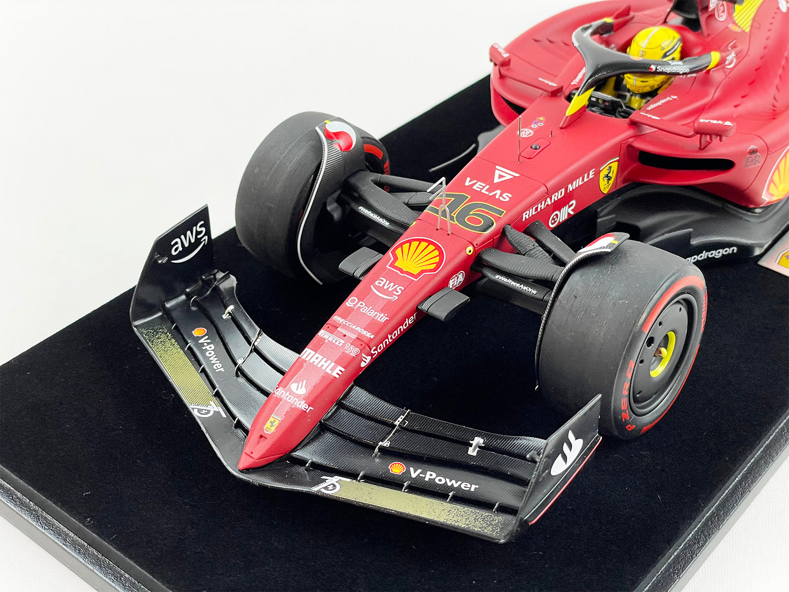 Scuderia Ferrari F1-75 - No.16 GP d'Italie 2022 Charles LeClerc Maquette 1 :18