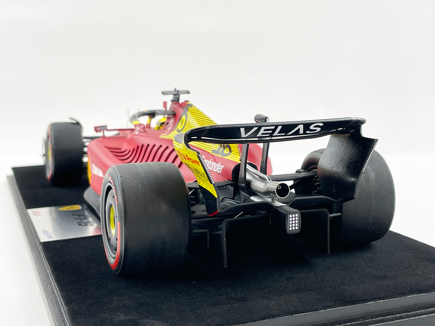 2022 F1 Ferrari F1-75 #16 Charles Leclerc Italy Monza GP Pole Position Looksmart 1:18