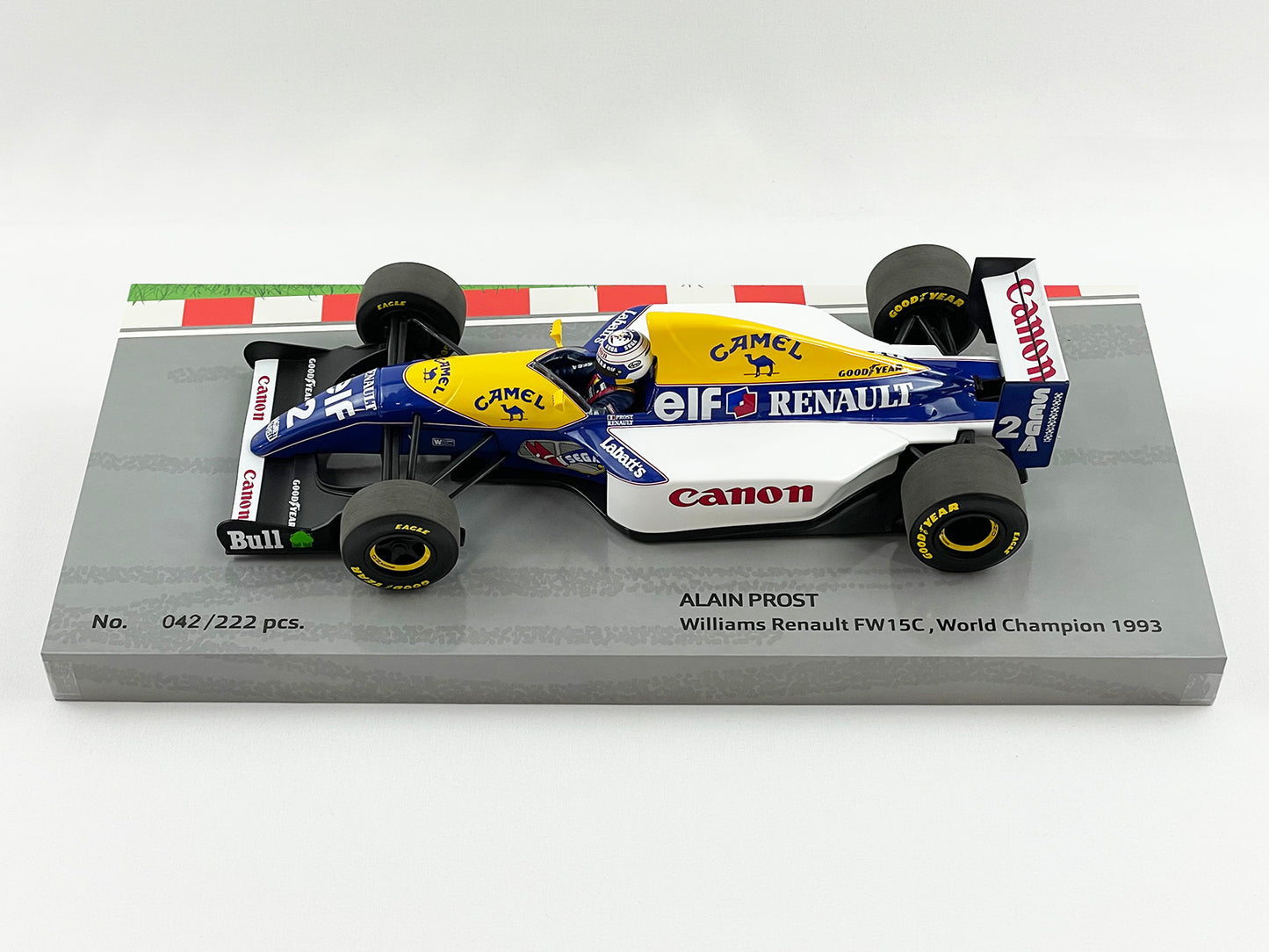 Williams F1 FW15C #2 Alain Prost 1993 World Champion 1:18 MINICHAMPS Gift Box with CAMEL