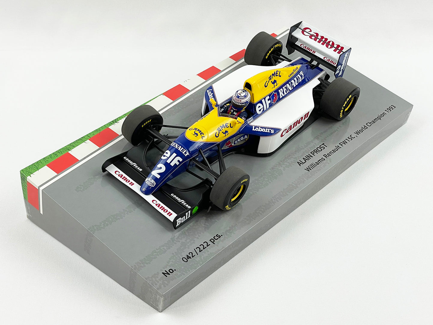 Williams F1 FW15C #2 Alain Prost 1993 World Champion 1:18 MINICHAMPS Gift Box with CAMEL