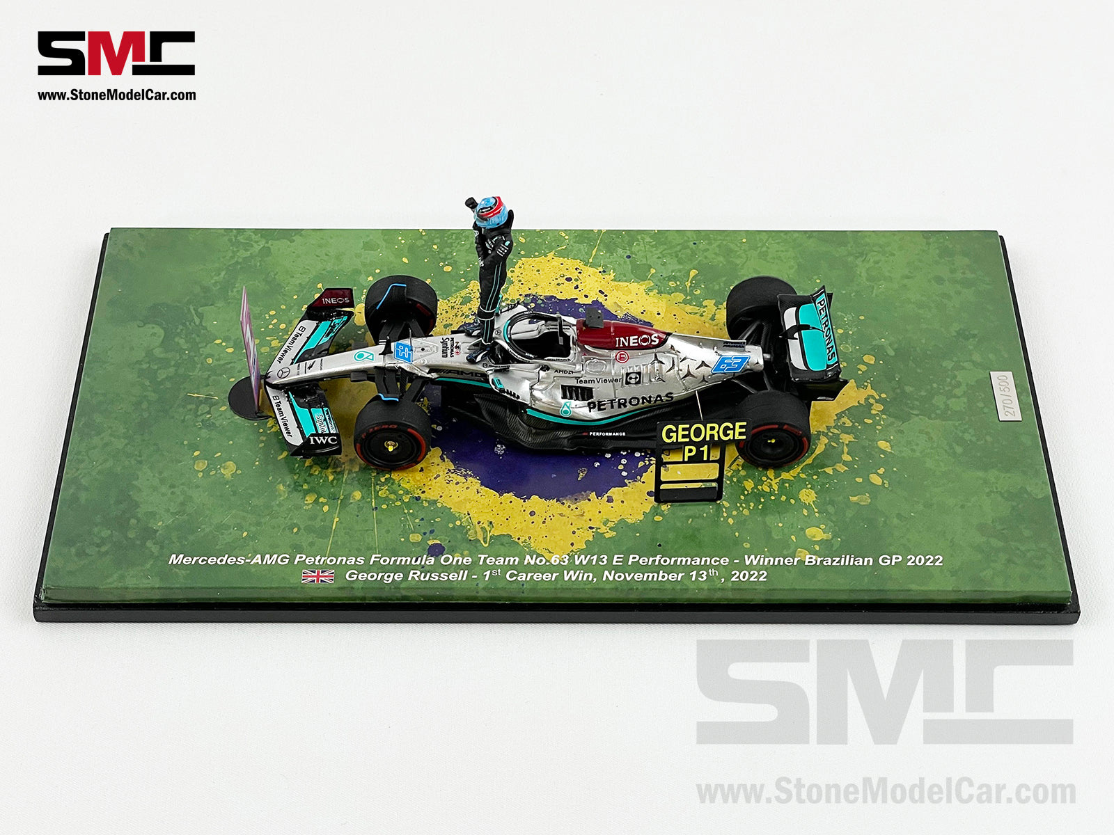 2022 F1 Mercedes W13 #63 George Russell Brazil GP 1st Win Spark 1:43 with  Figure