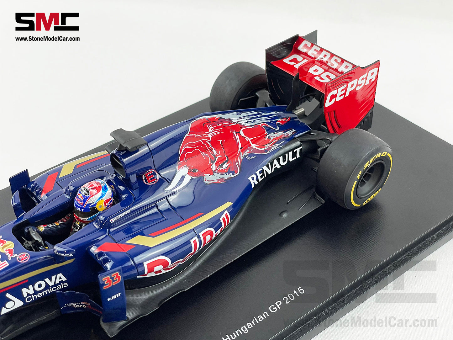 1:18 Spark Toro Rosso F1 STR10 #33 Max Verstappen Hungary GP Best Place in 2015