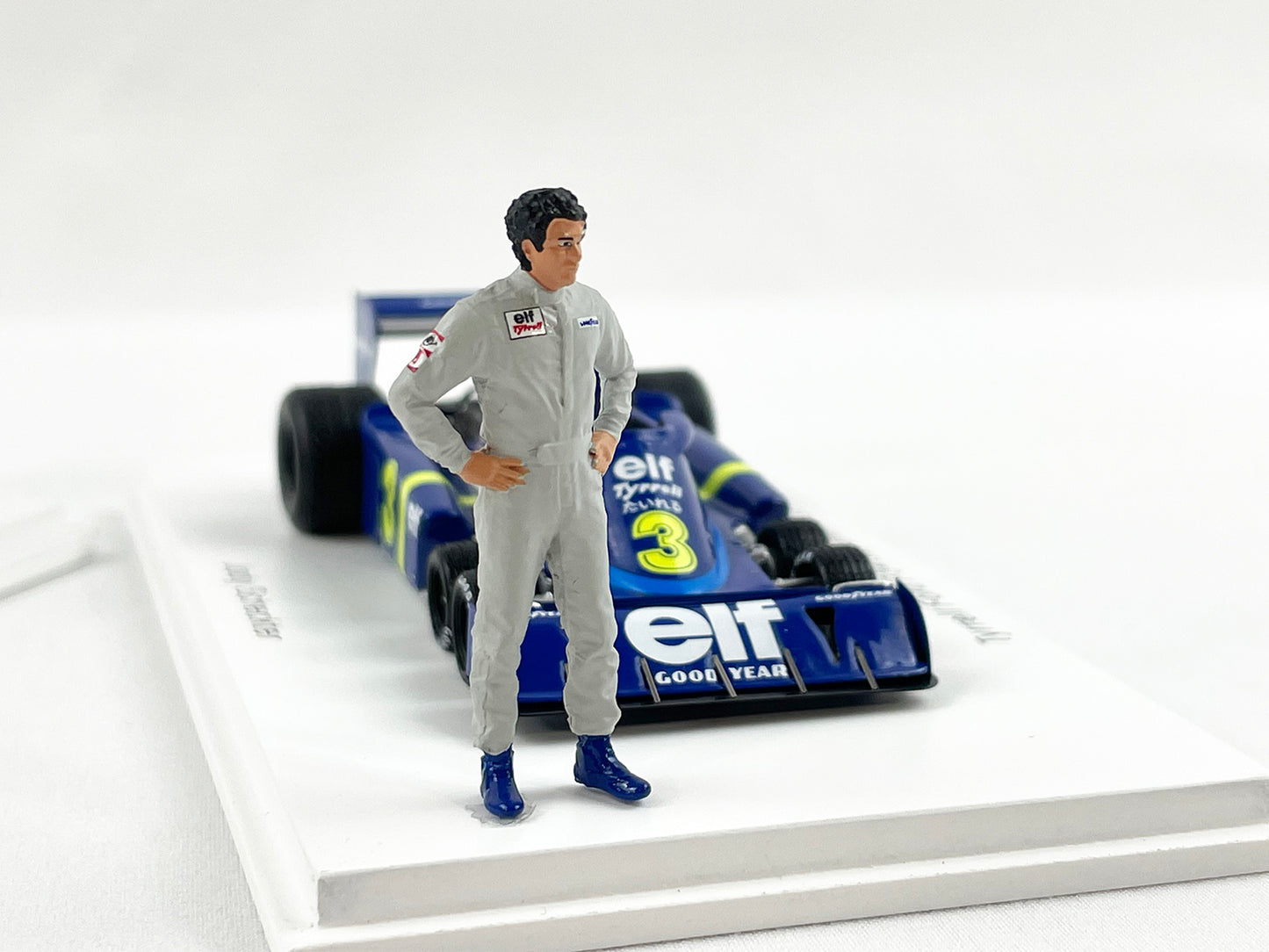 Tyrrell F1 P34 #3 Jody Scheckter Japan GP 1976 1:43 Spark 6 Wheels with Figure