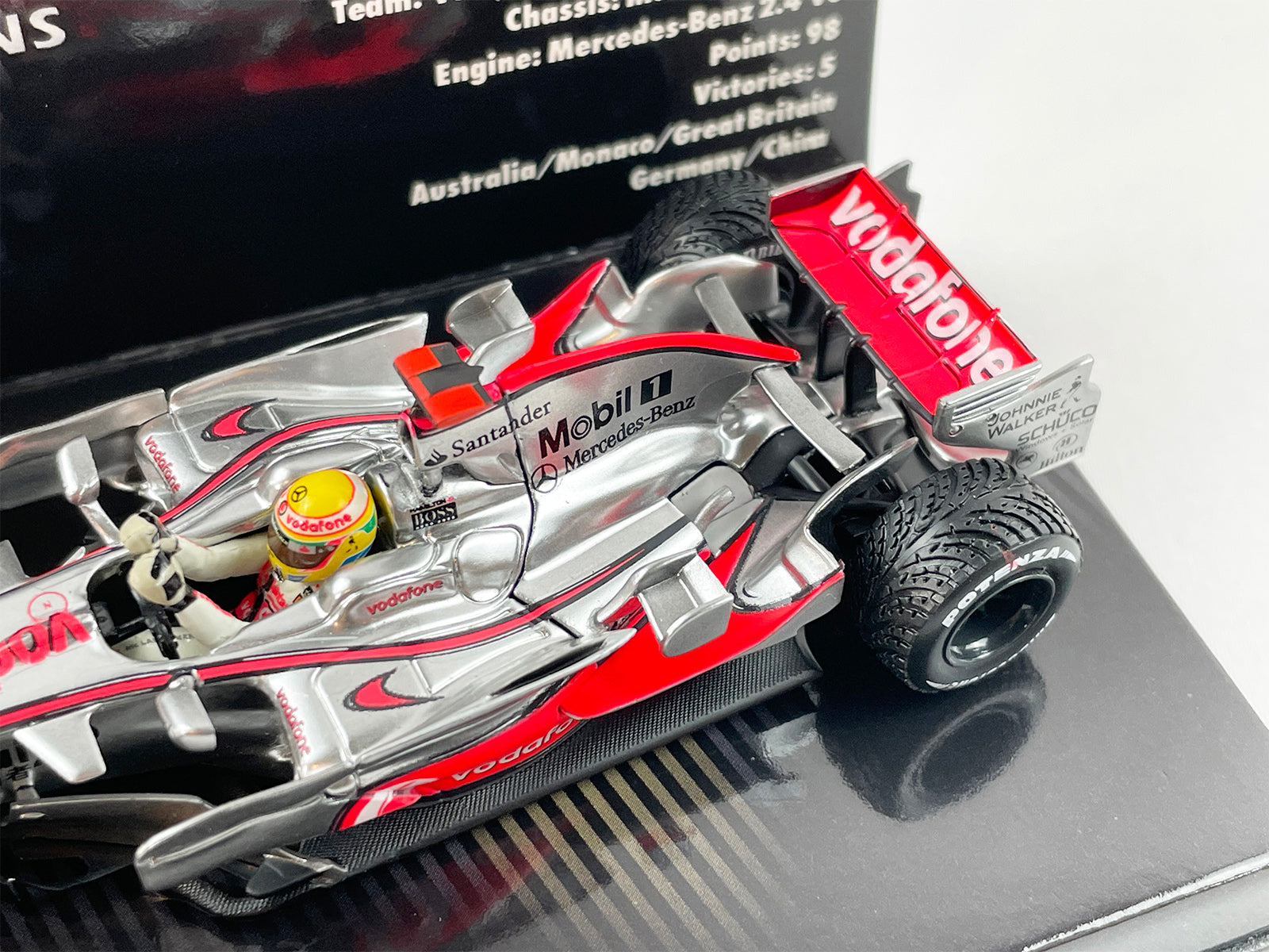 McLaren F1 MP4-23 #22 Lewis Hamilton Brazil 2008 World Champion 1:43  MINICHAMPS