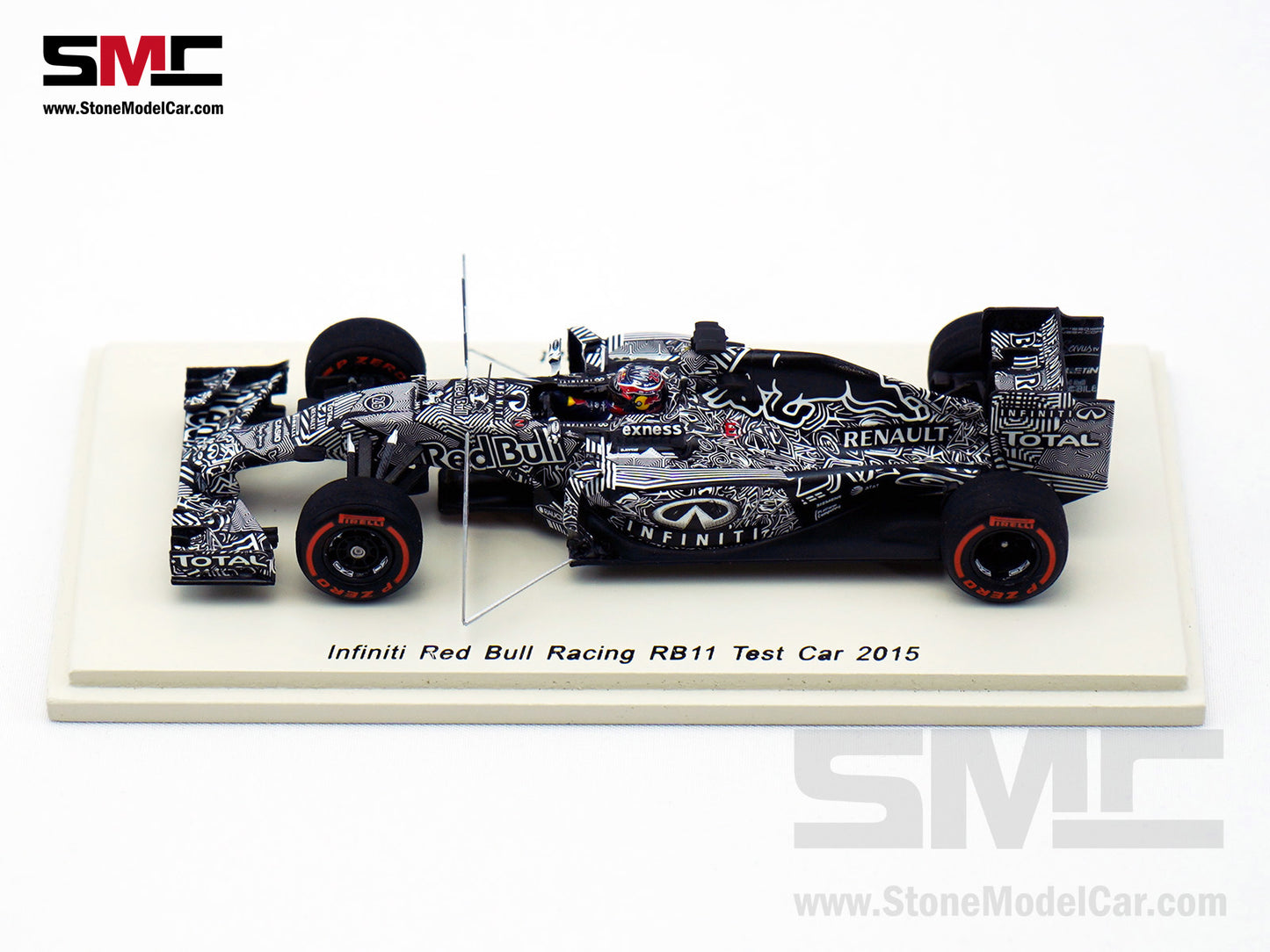 Red Bull F1 RB11 #26 Daniil Kvyat Special Aero Testing Livery 2015 1:43 Spark S4621