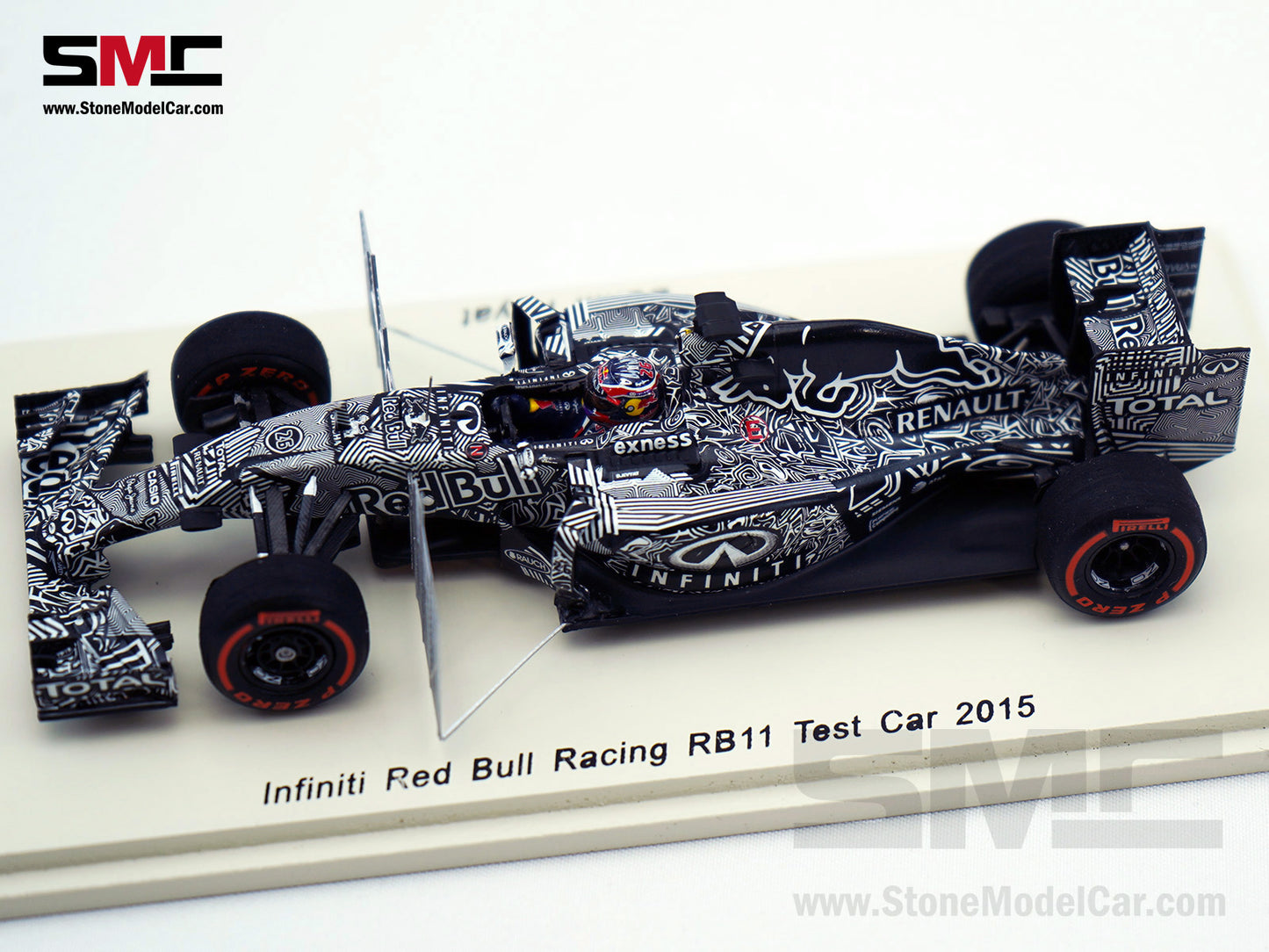 Red Bull F1 RB11 #26 Daniil Kvyat Special Aero Testing Livery 2015 1:43 Spark S4621