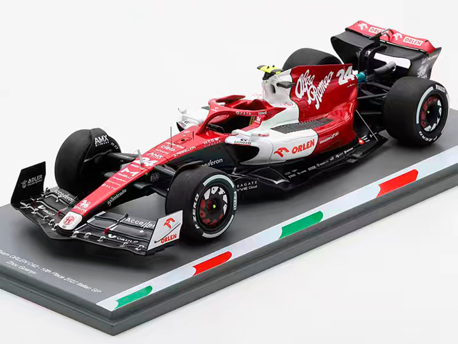 2022 Alfa Romeo Sauber F1 C42 #24 Zhou Guanyu Italy GP 10th 1:18 Spark with  Figure