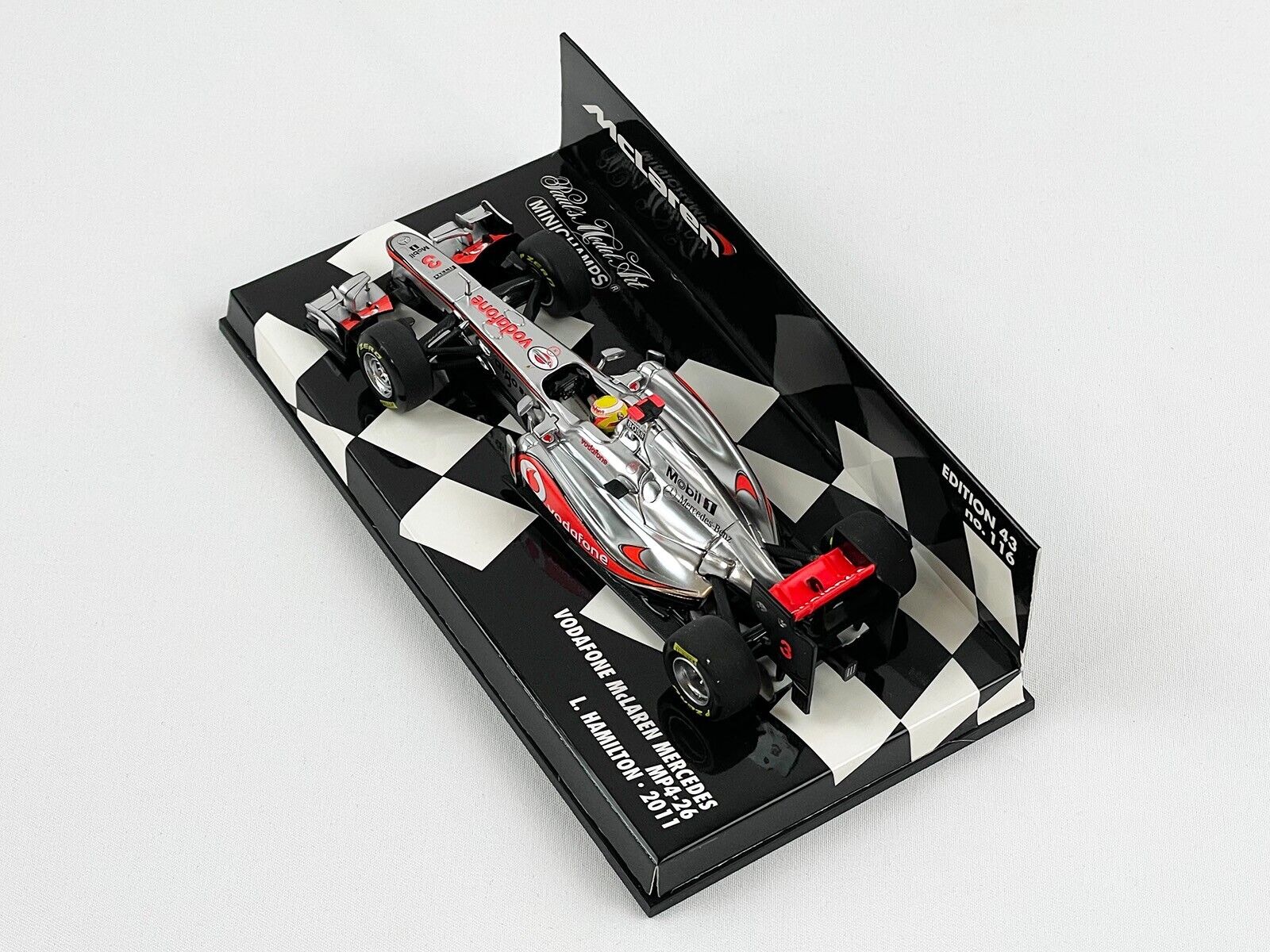 Vodafone Mclaren Mercedes F1 MP4-26 #3 Lewis Hamilton Season 2011  MINICHAMPS 1:43