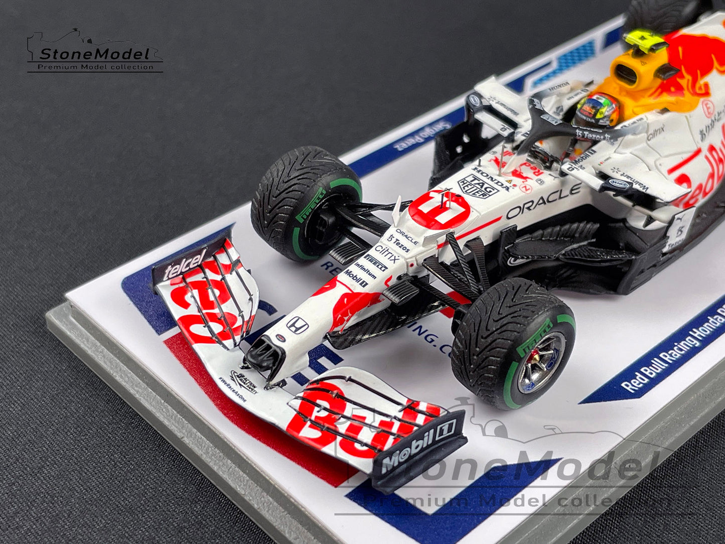 2021 Spark 1:43 Red Bull F1 RB16B #11 Sergio Perez Turkish GP with Special Base