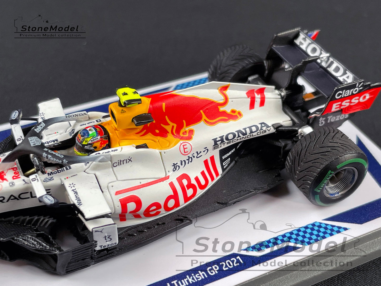 2021 Spark 1:43 Red Bull F1 RB16B #11 Sergio Perez Turkish GP with Special Base