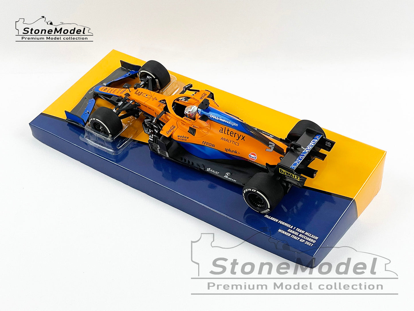 2021 Mclaren F1 MCL35M Daniel Ricciardo Italy GP Winner 1:18 MINICHAMPS + VELO Decal