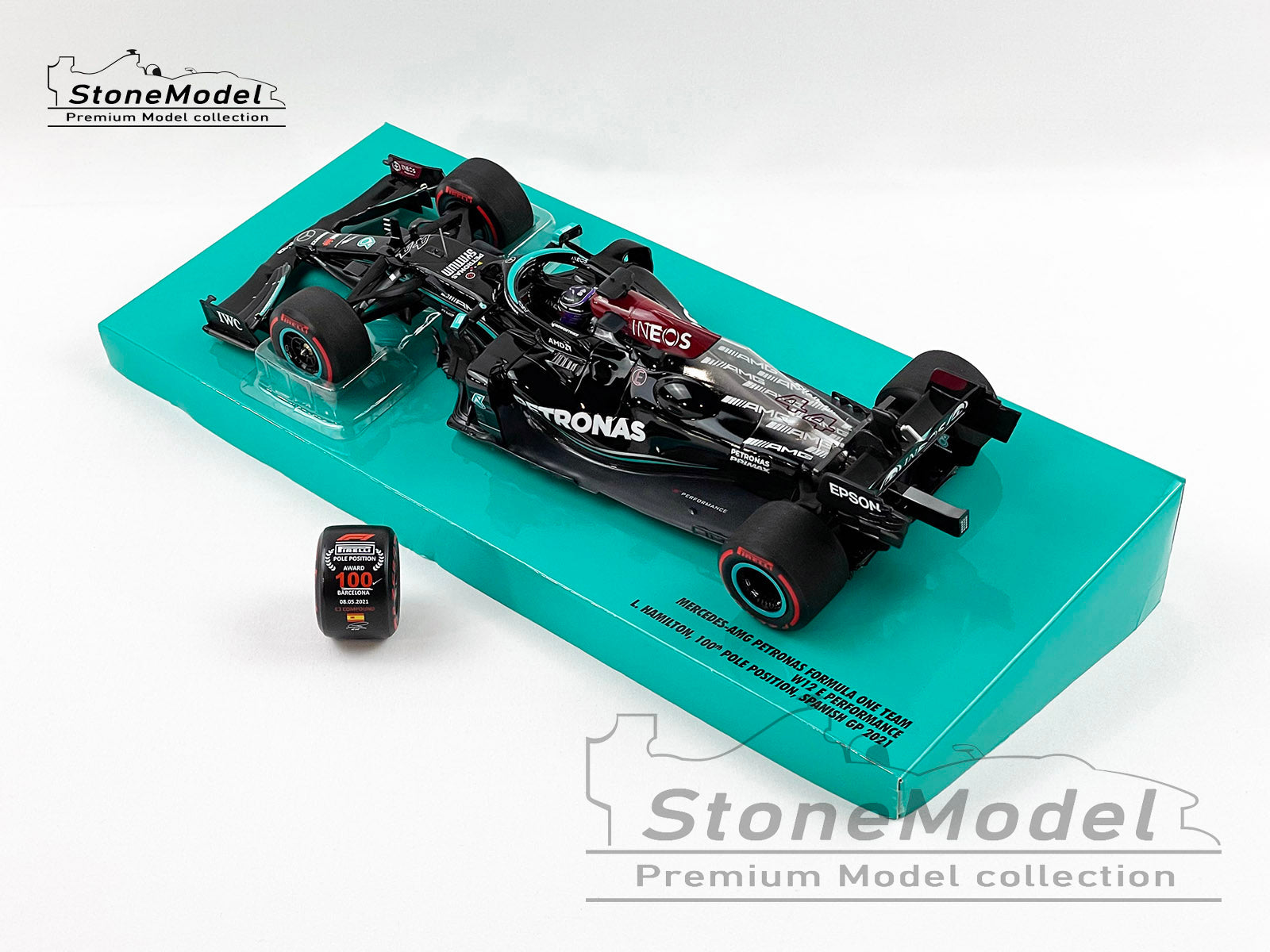 Mercedes AMG F1 W12 #44 Lewis Hamilton Spainish GP 2021 100th Pole 1:18  Minichamps Gift Box