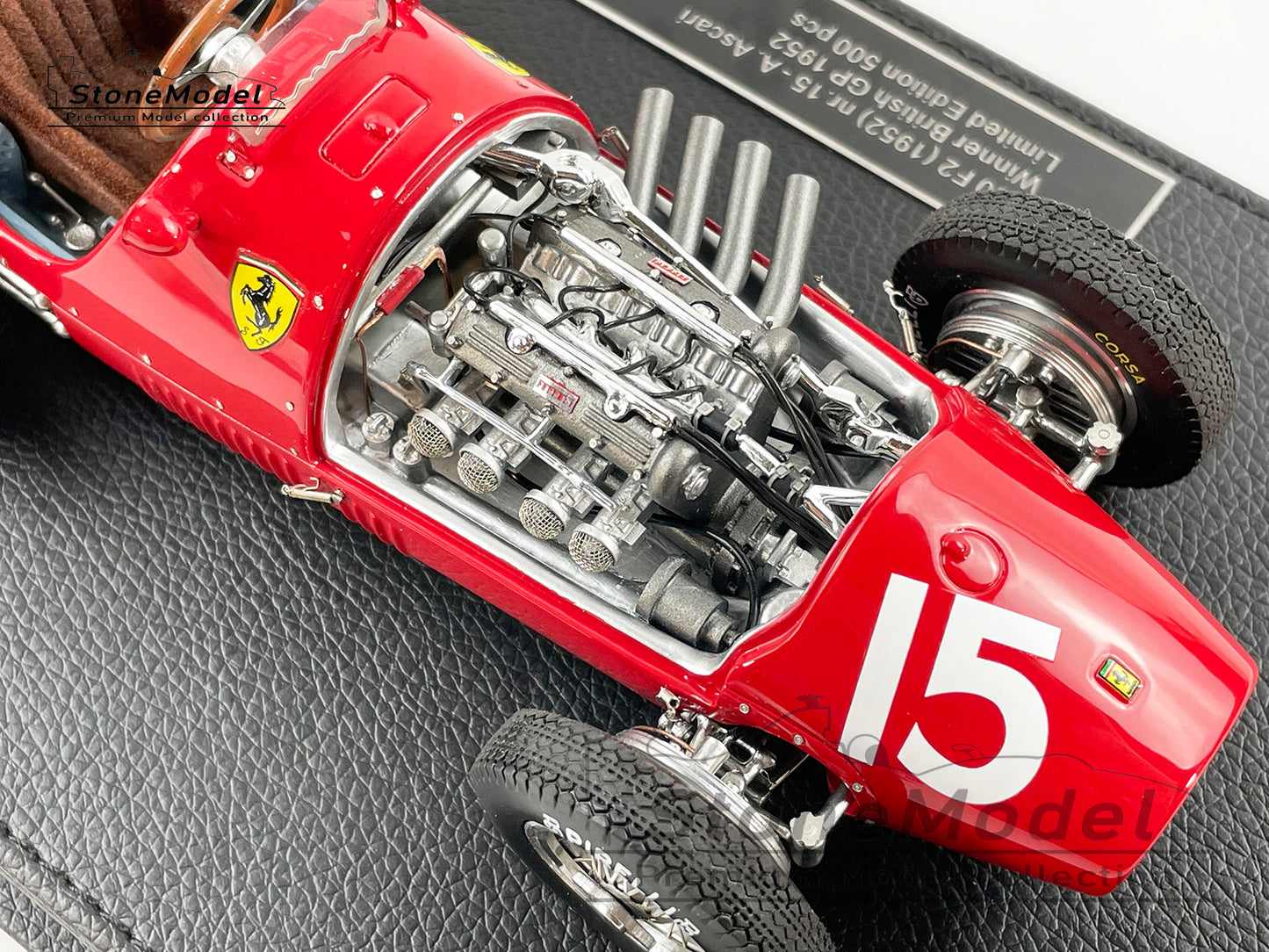 Ferrari F1 500F2 #15 Alberto Ascari British GP 1952 World Champion 1:18 with Figure