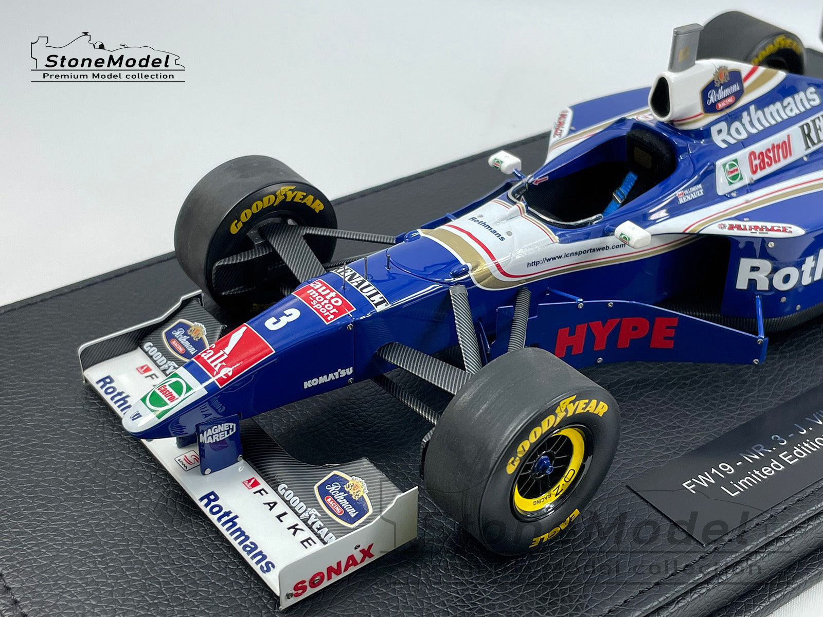 Williams F1 FW19 Jacques Villeneuve 1997 World Champion 1:18 GP REPLICAS +  Decal