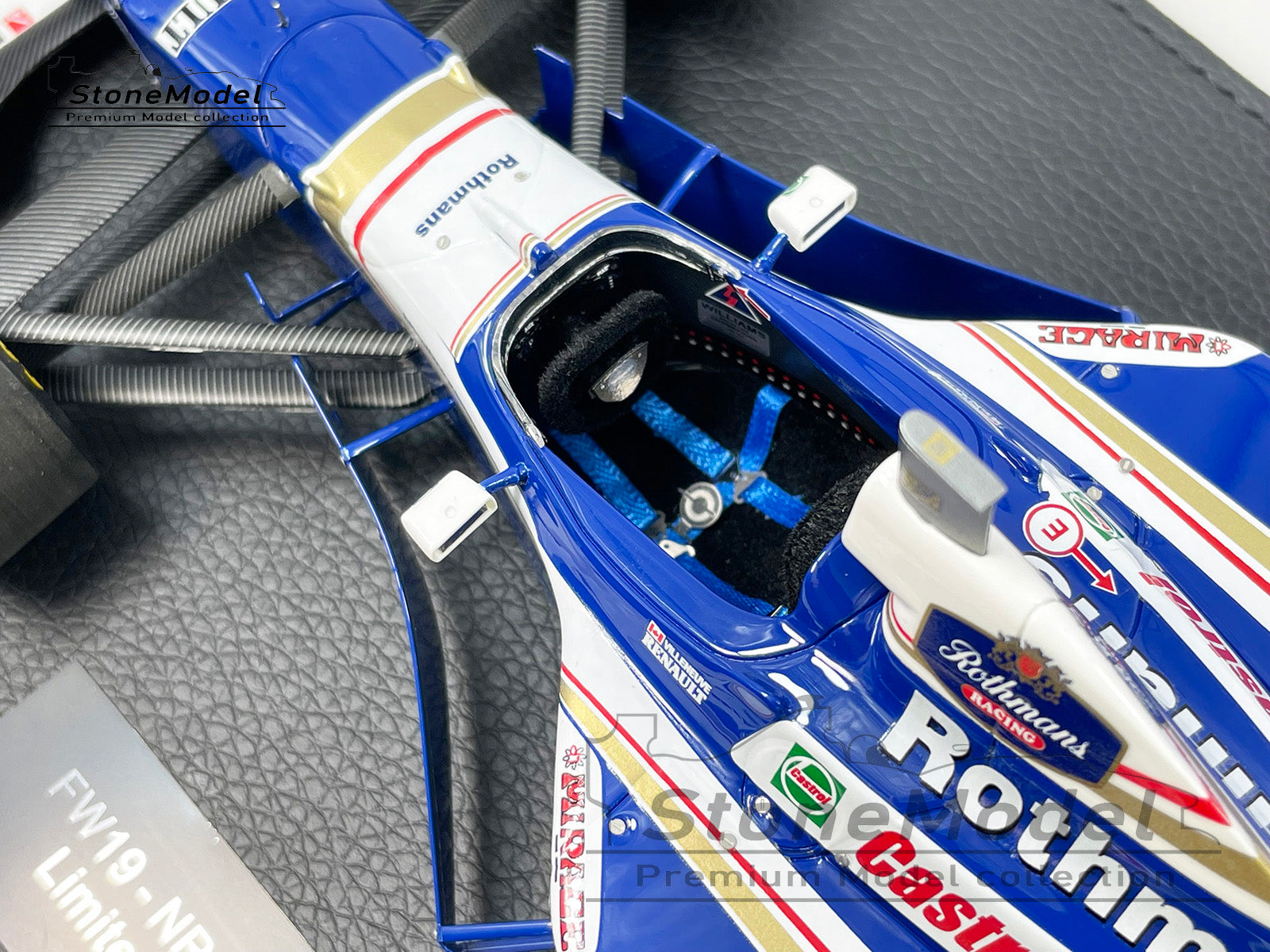 Williams F1 FW19 Jacques Villeneuve 1997 World Champion 1:18 GP REPLICAS +  Decal