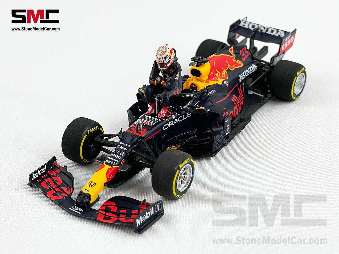 2021 F1 World Champion #33 Max Verstappen Red Bull RB16B French GP 1:43 MINICHAMPS with Figure