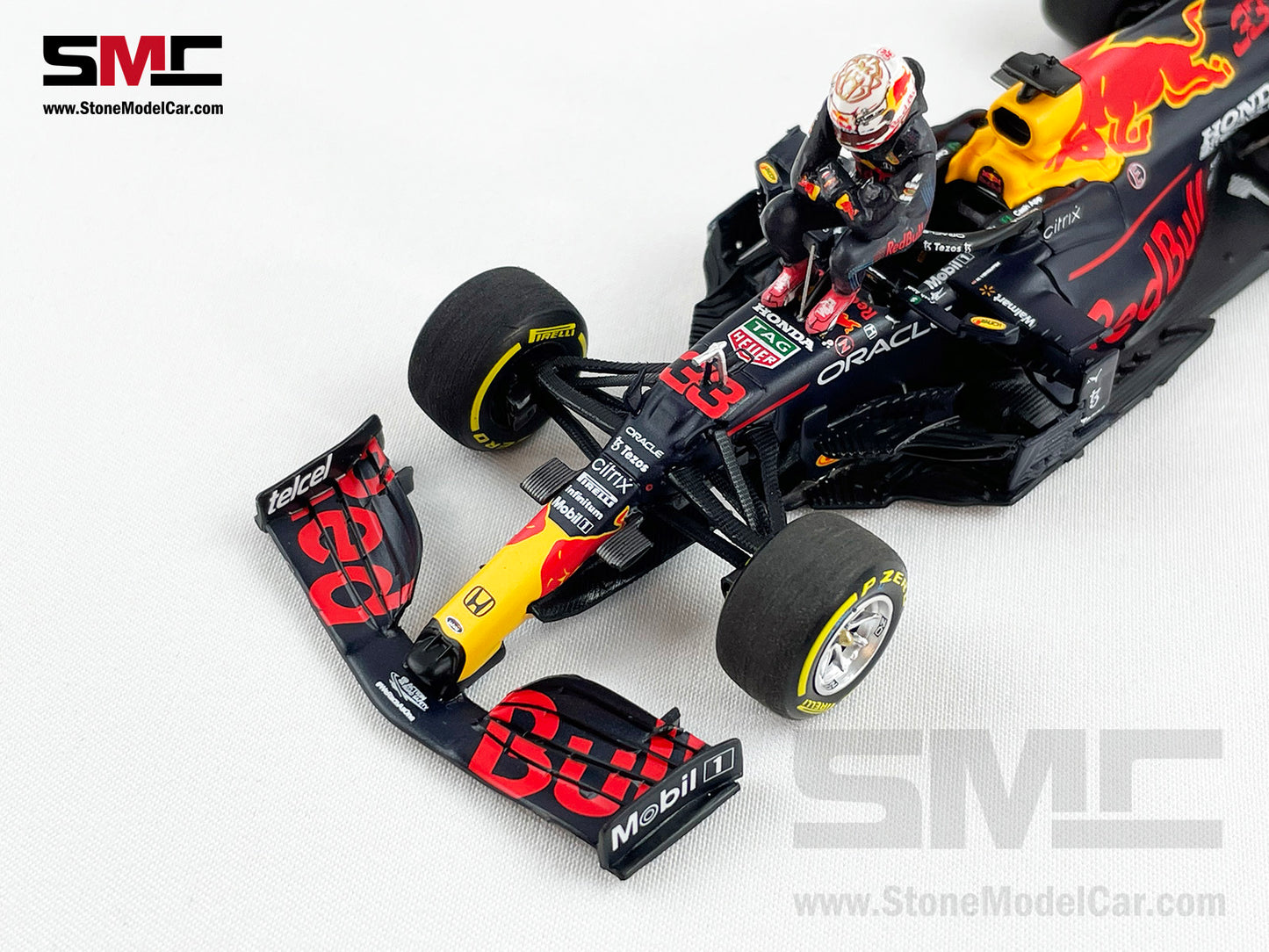 2021 F1 World Champion #33 Max Verstappen Red Bull RB16B French GP 1:43 MINICHAMPS with Figure