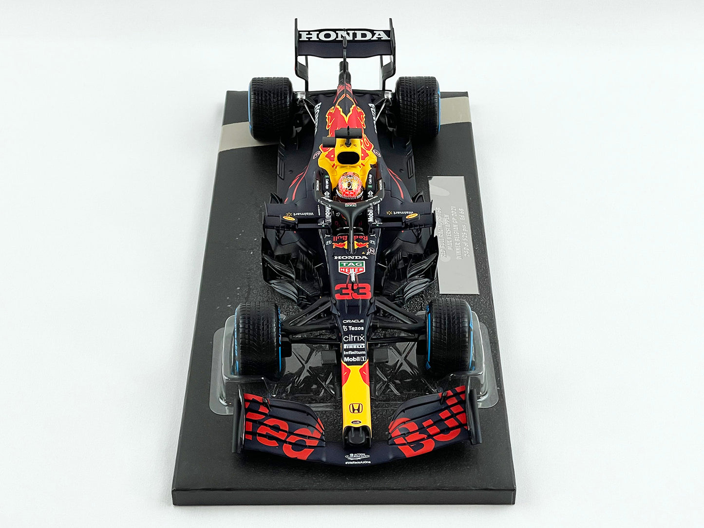 2021 F1 World Champion #33 Max Verstappen Red Bull RB16B Belgian SPA 1:18 MINICHAMPS