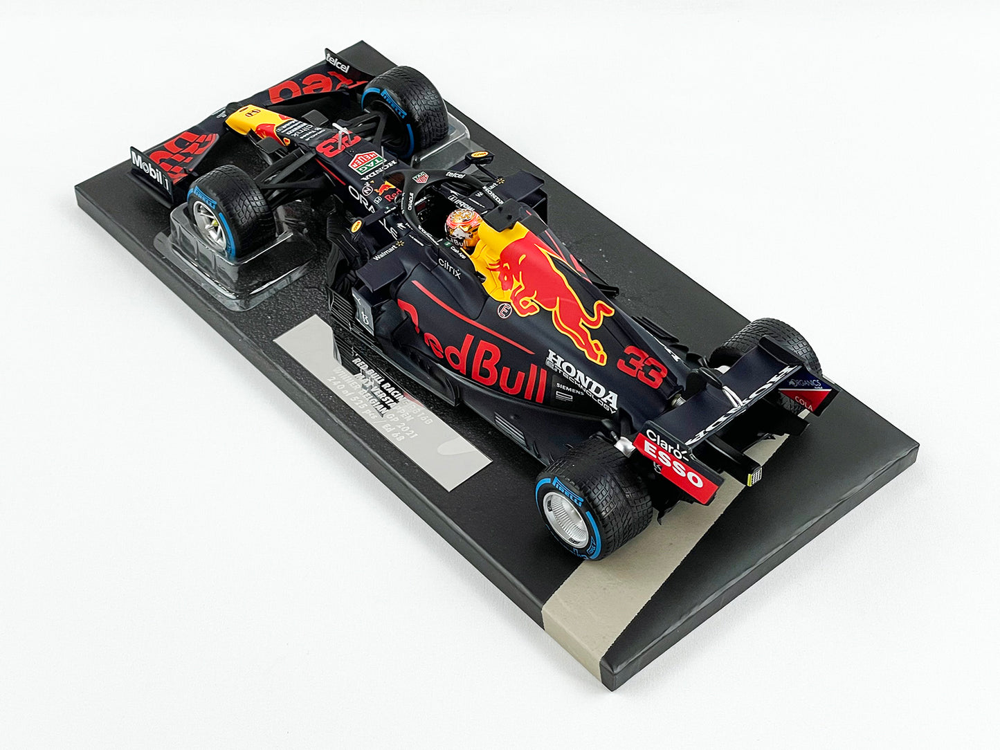 2021 F1 World Champion #33 Max Verstappen Red Bull RB16B Belgian SPA 1:18 MINICHAMPS