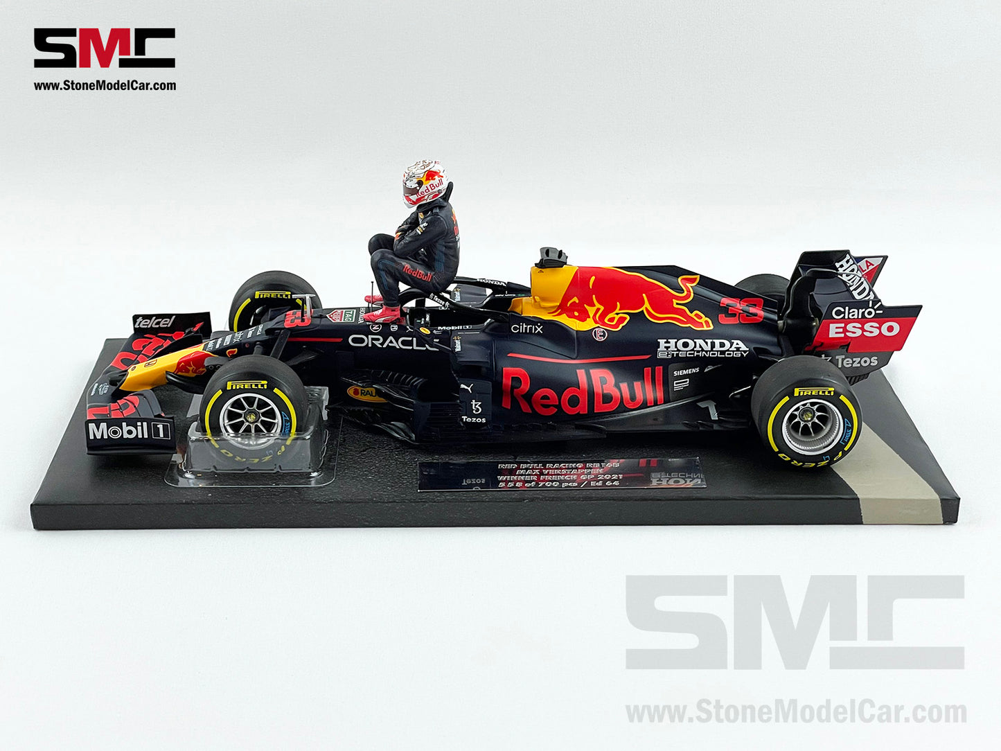 2021 F1 World Champion #33 Max Verstappen Red Bull RB16B French GP 1:18 MINICHAMPS with Figure